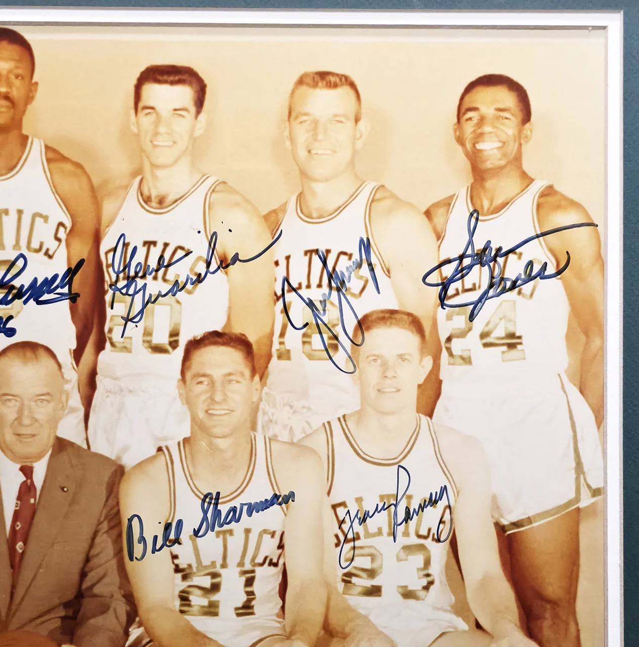1962 Boston Celtics Team Autographed Framed 18x24 Photo With 11 Signatures Including Bill Russell & Red Auerbach Beckett BAS #AE31379 - Image 5