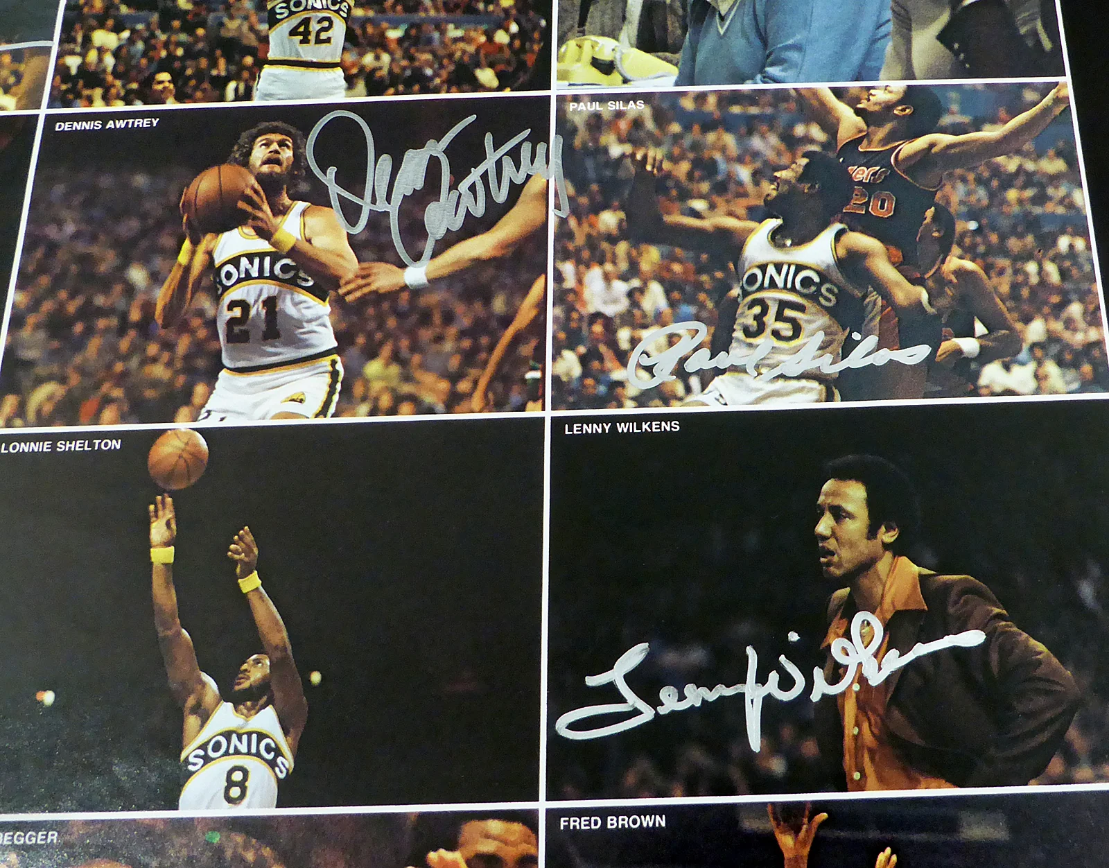1978-79 NBA Champions Seattle Supersonics Autographed 17x22 Poster Photo With 9 Total Signatures Including Fred Brown & Lenny Wilkens MCS Holo #51047 - Image 3