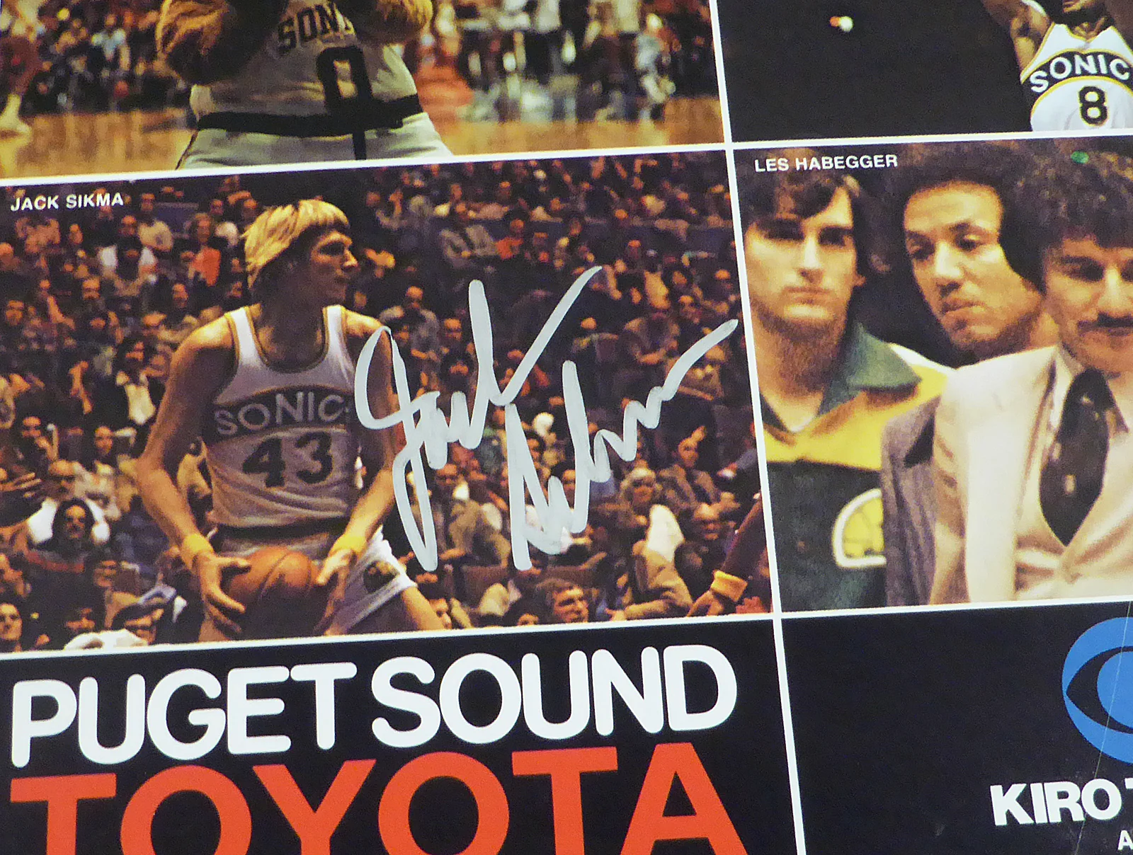 1978-79 NBA Champions Seattle Supersonics Autographed 17x22 Poster Photo With 9 Total Signatures Including Fred Brown & Lenny Wilkens MCS Holo #51048 - Image 4