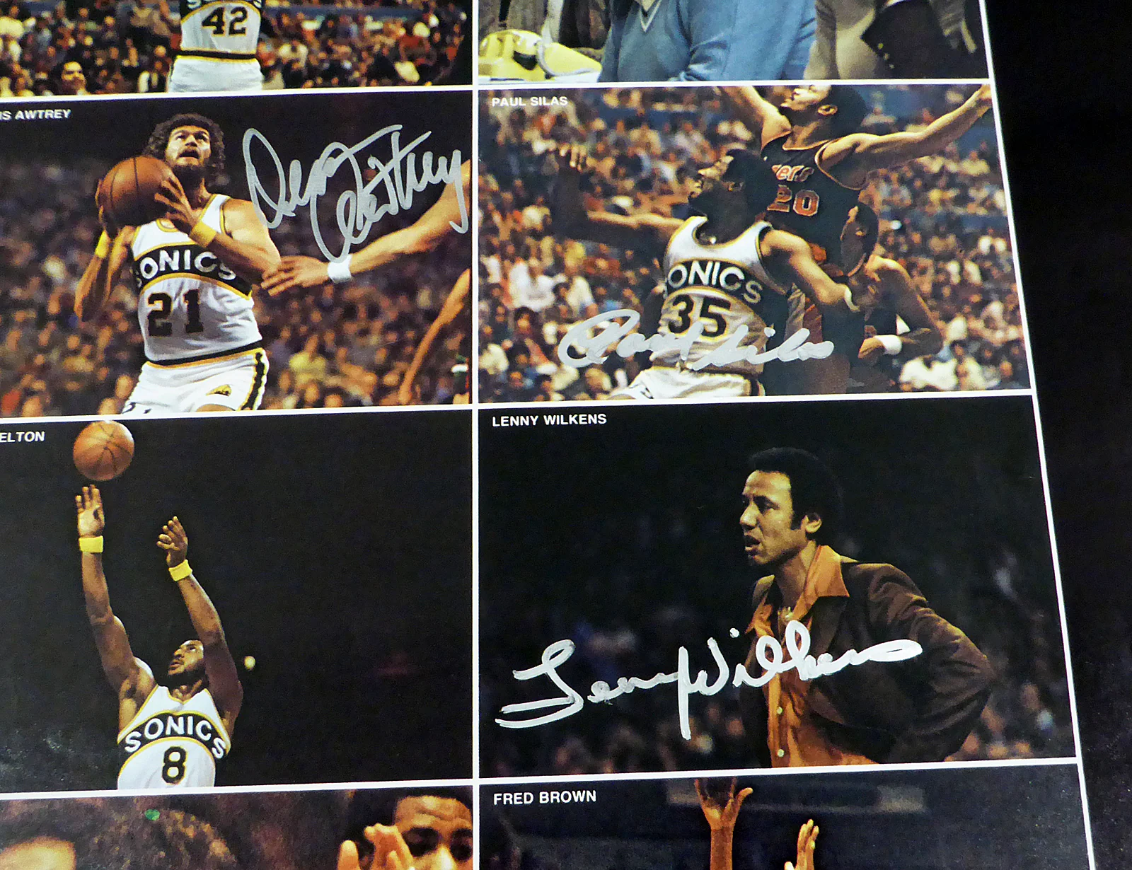 1978-79 NBA Champions Seattle Supersonics Autographed 17x22 Poster Photo With 9 Total Signatures Including Fred Brown & Lenny Wilkens MCS Holo #51049 - Image 3