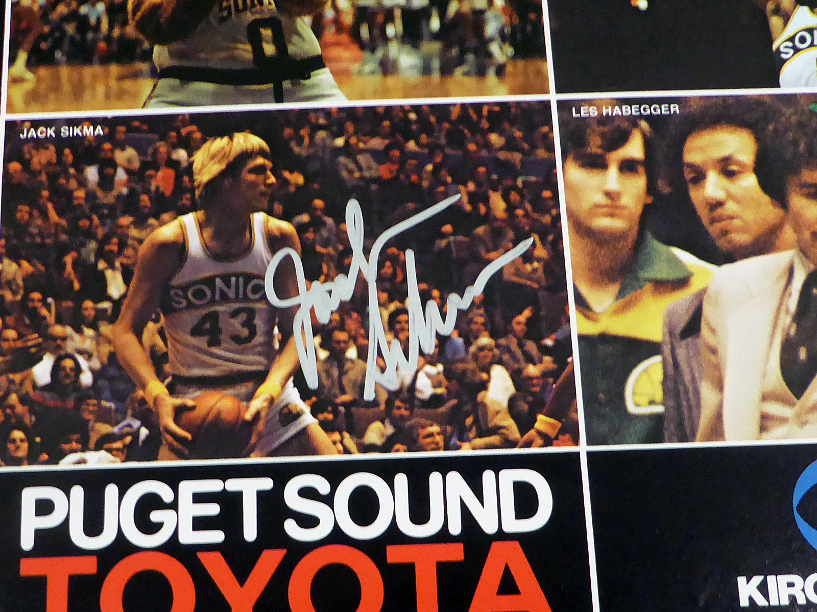 1978-79 NBA Champions Seattle Supersonics Autographed 17x22 Poster Photo With 9 Total Signatures Including Fred Brown & Lenny Wilkens MCS Holo #51049 - Image 4