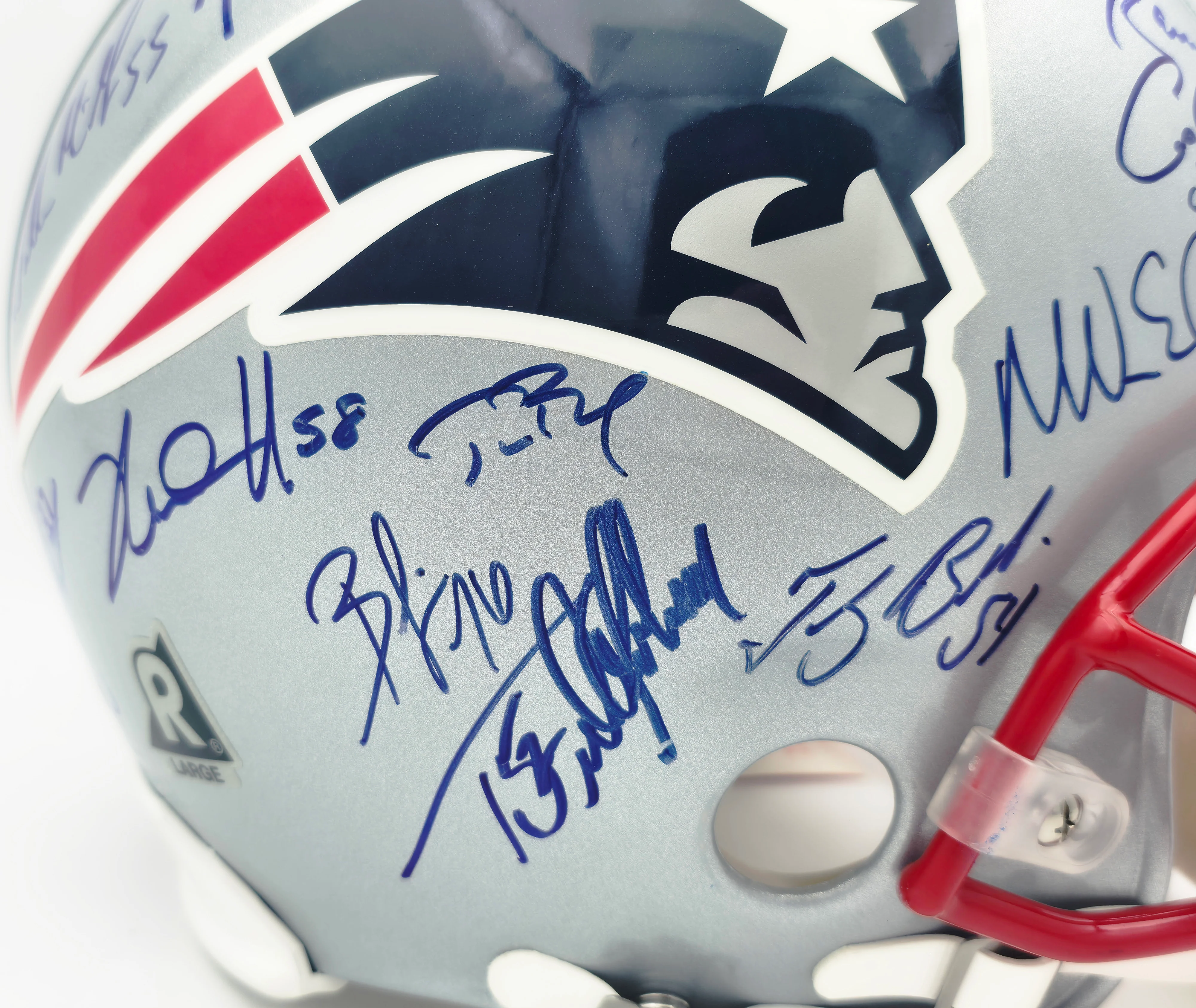 2005 New England Patriots Team Autographed Silver Full Size Authentic Helmet With 29 Signatures Including Tom Brady #211/350 Steiner Holo SKU #260017 - Image 2