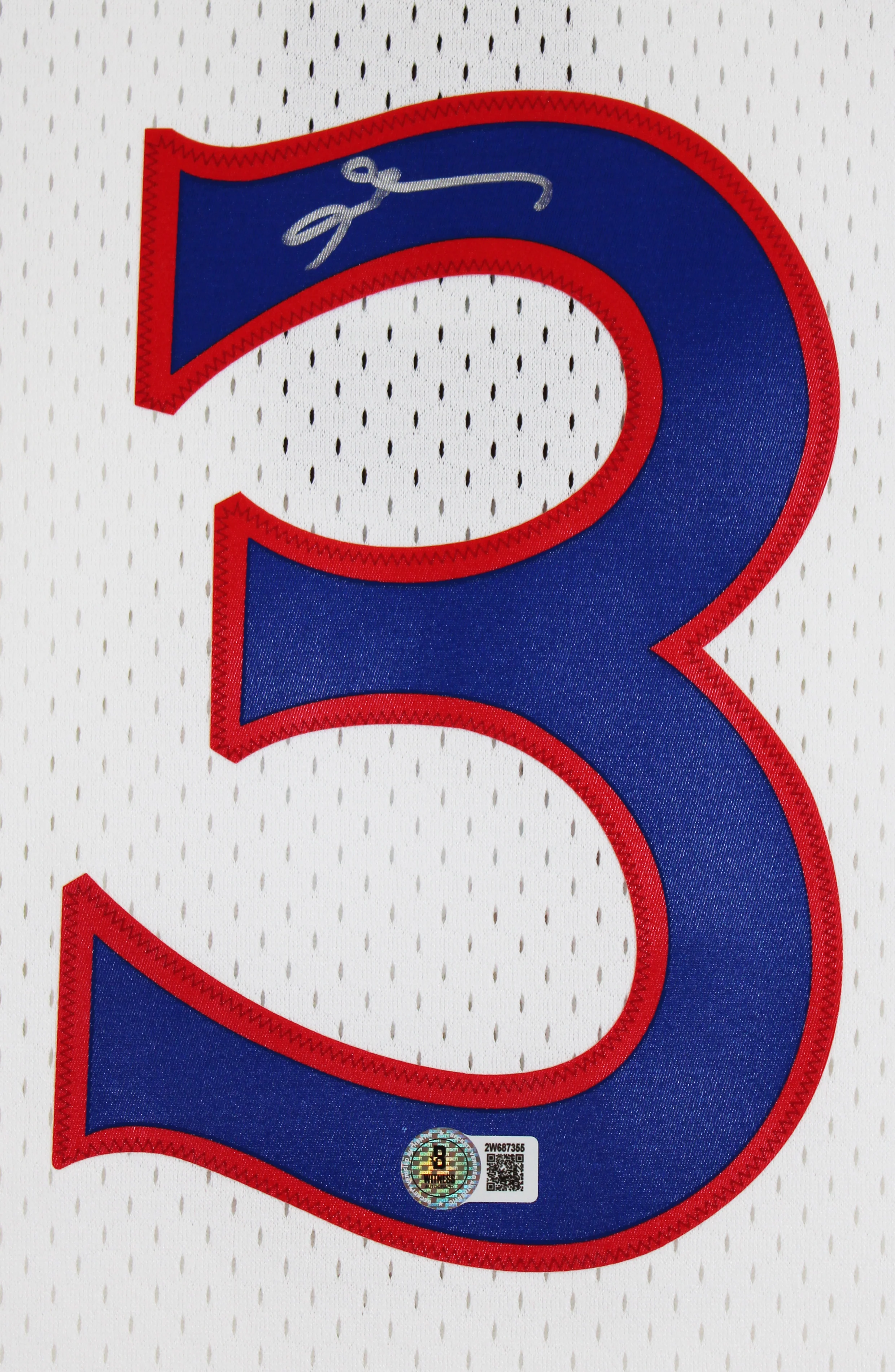 76ers Allen Iverson Signed White 1996-97 M&N HWC Swingman Framed Jersey BAS Wit - Image 3