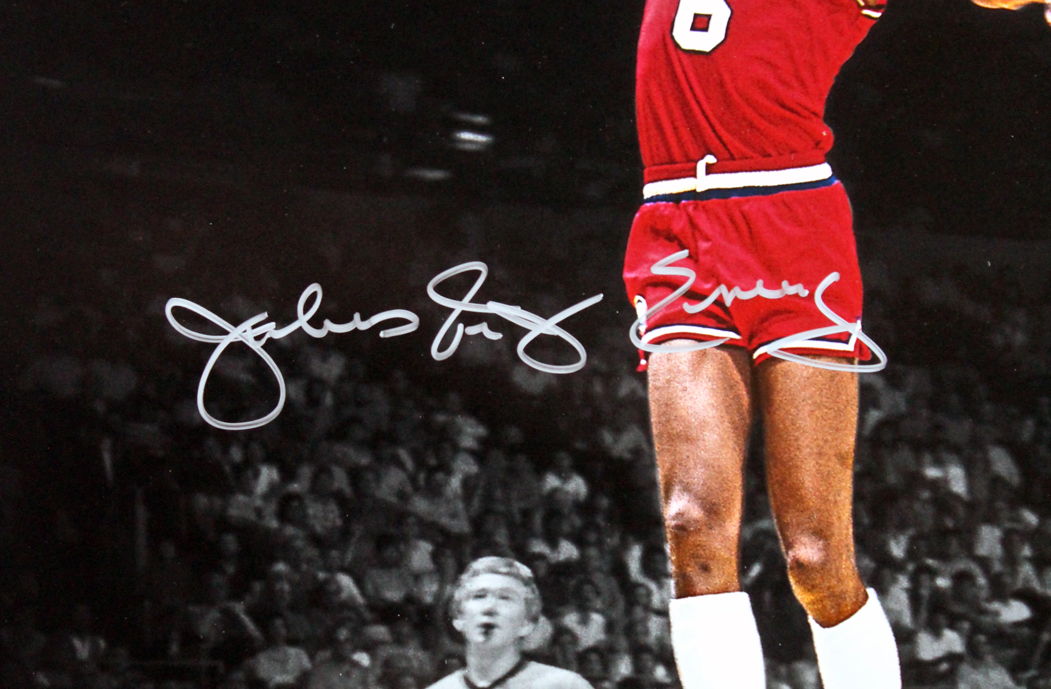 76ers Julius "Dr. J" Erving Signed 16x20 Vertical Spotlight Dunking Photo BAS - Image 3