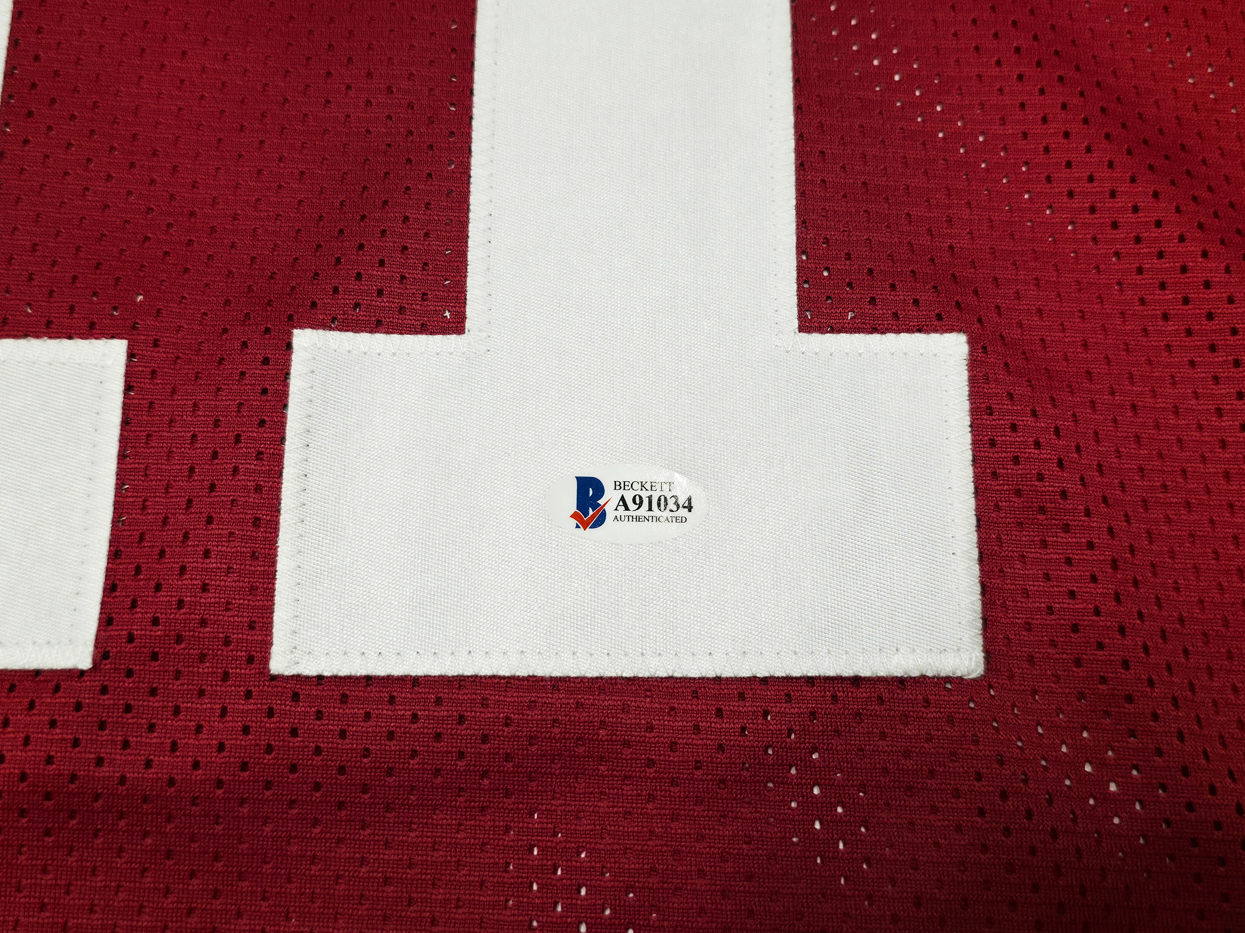 Alabama Crimson Tide Henry Ruggs III Autographed Maroon Jersey Beckett BAS Stock #256889 - Image 4