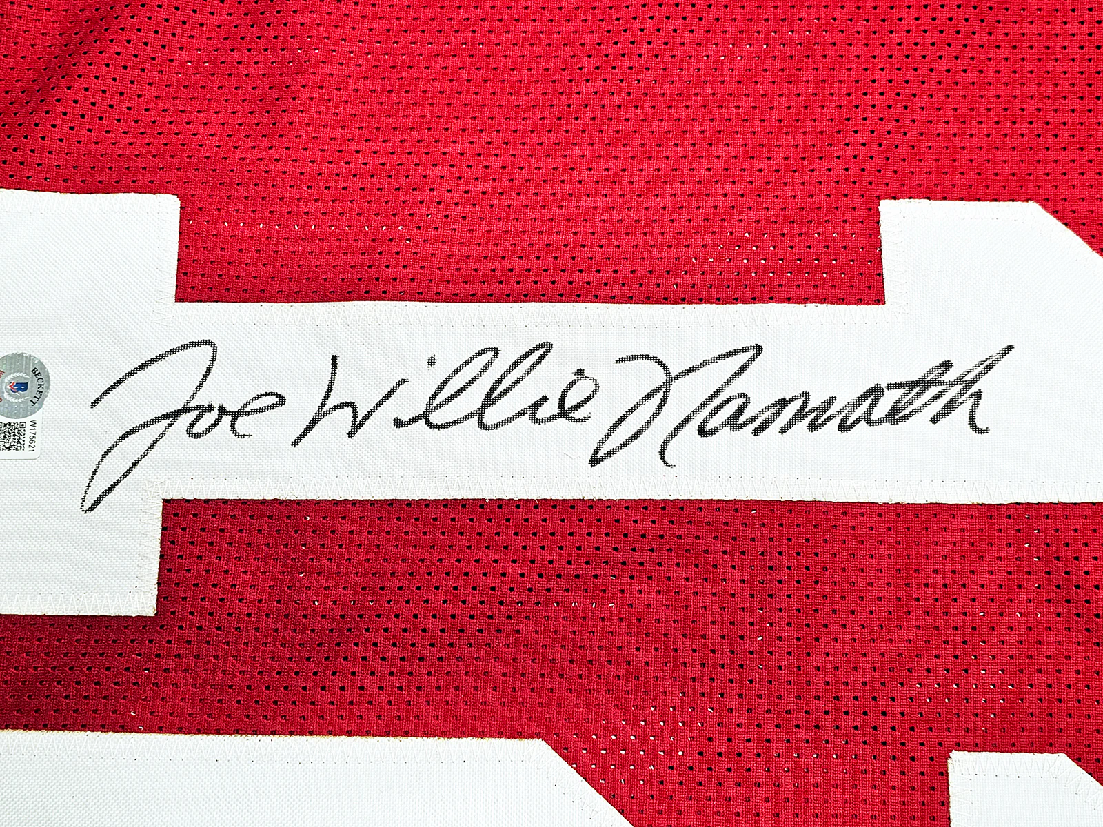 Alabama Crimson Tide Joe Willie Namath Autographed Crimson Jersey Full Name Beckett BAS Witness Stock #212601 - Image 4