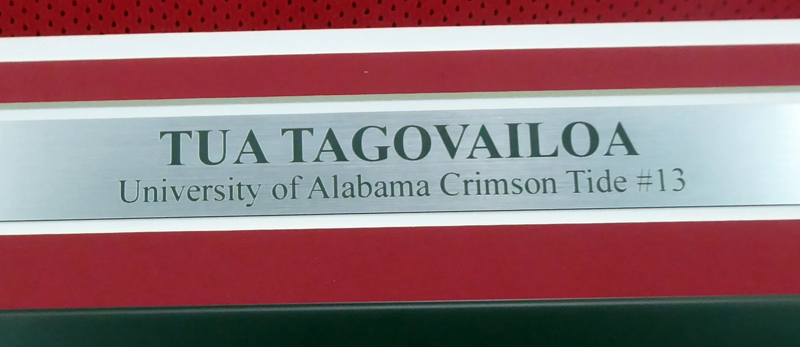 Alabama Crimson Tide Tua Tagovailoa Autographed Framed Red Jersey Beckett BAS Stock #162370 - Image 5