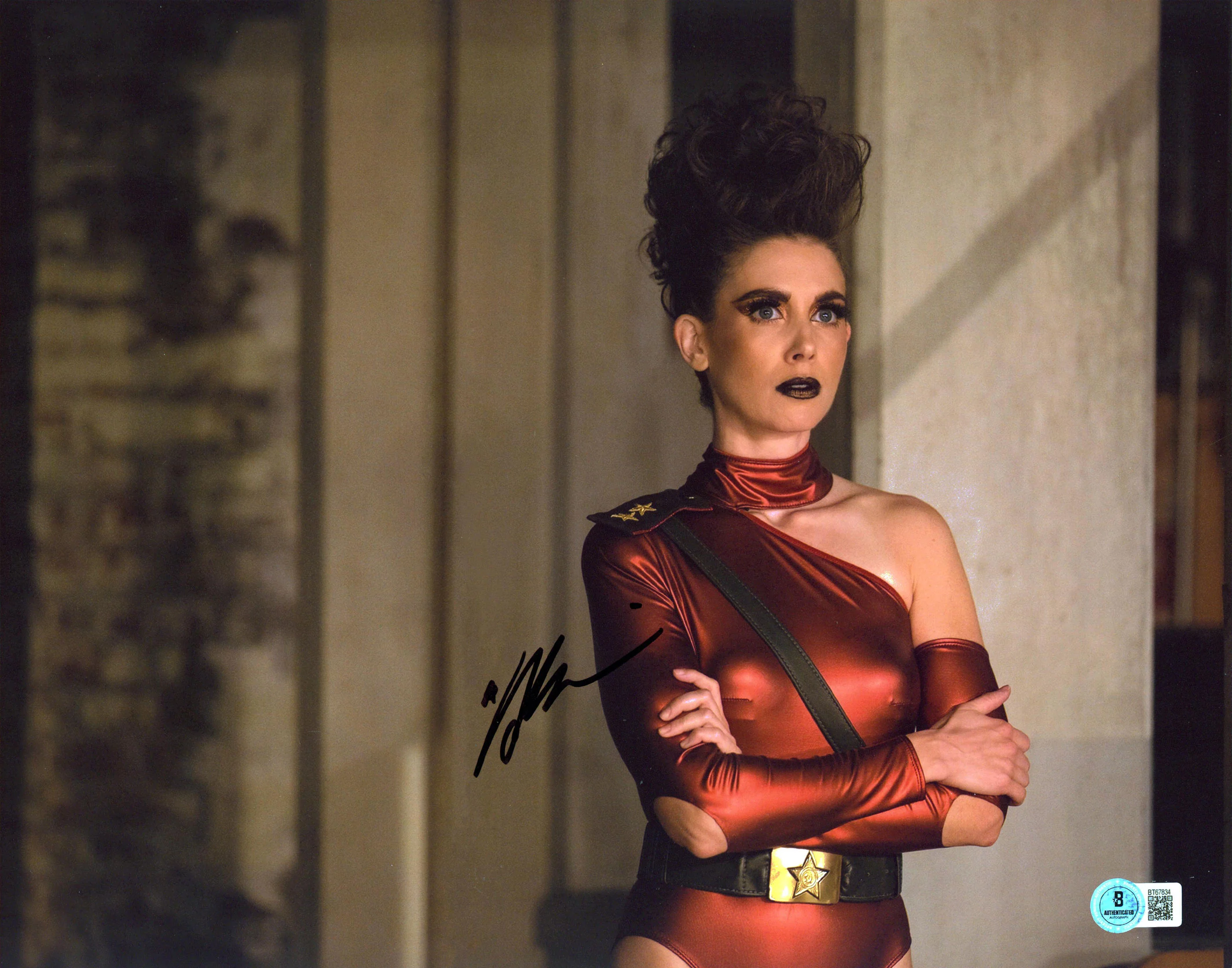 Alison Brie Glow Authentic Signed 11x14 Horizontal Photo BAS #BT67834 - Image 2