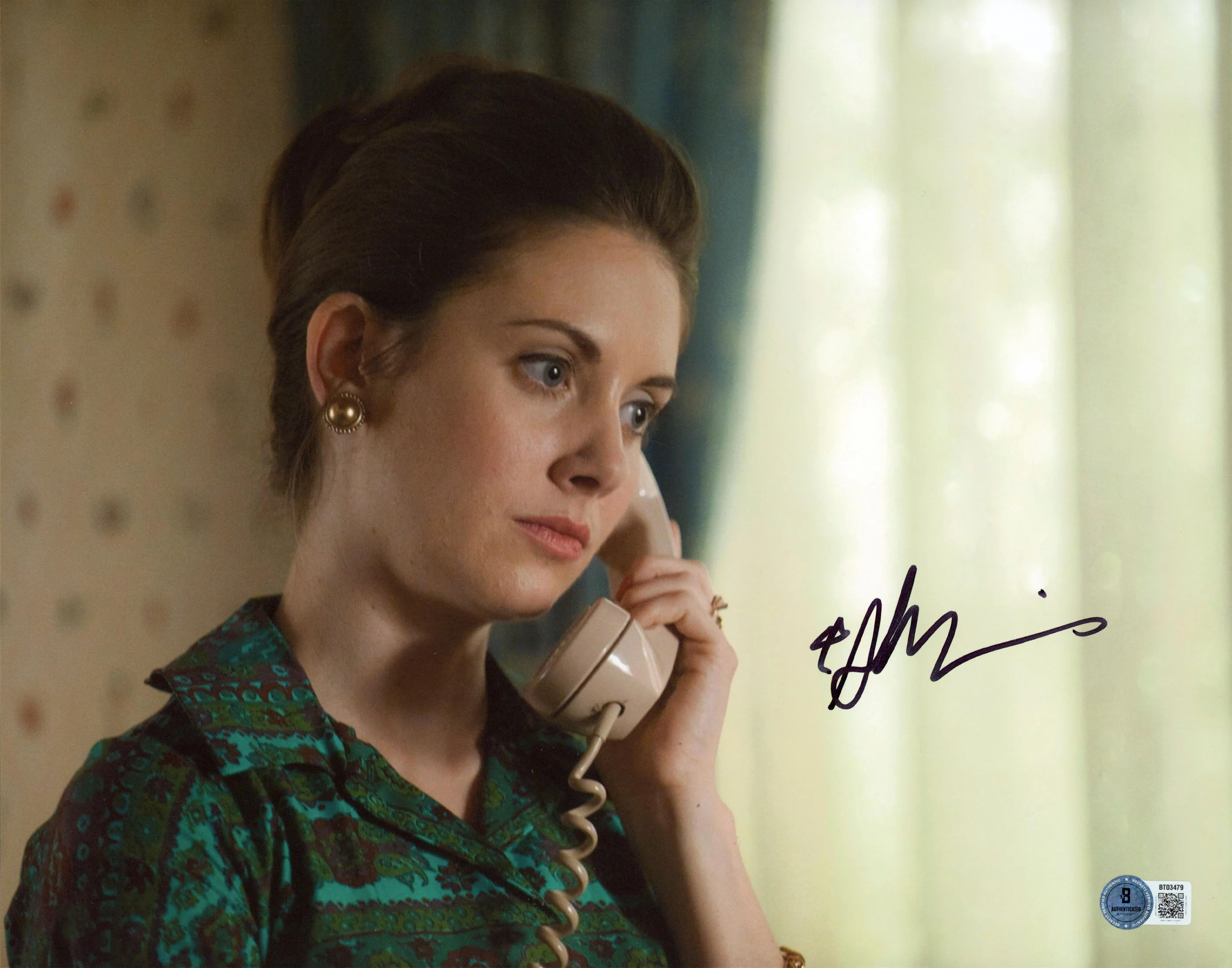 Alison Brie Mad Men Authentic Signed 11x14 Horizontal Photo BAS #BT03479 - Image 2