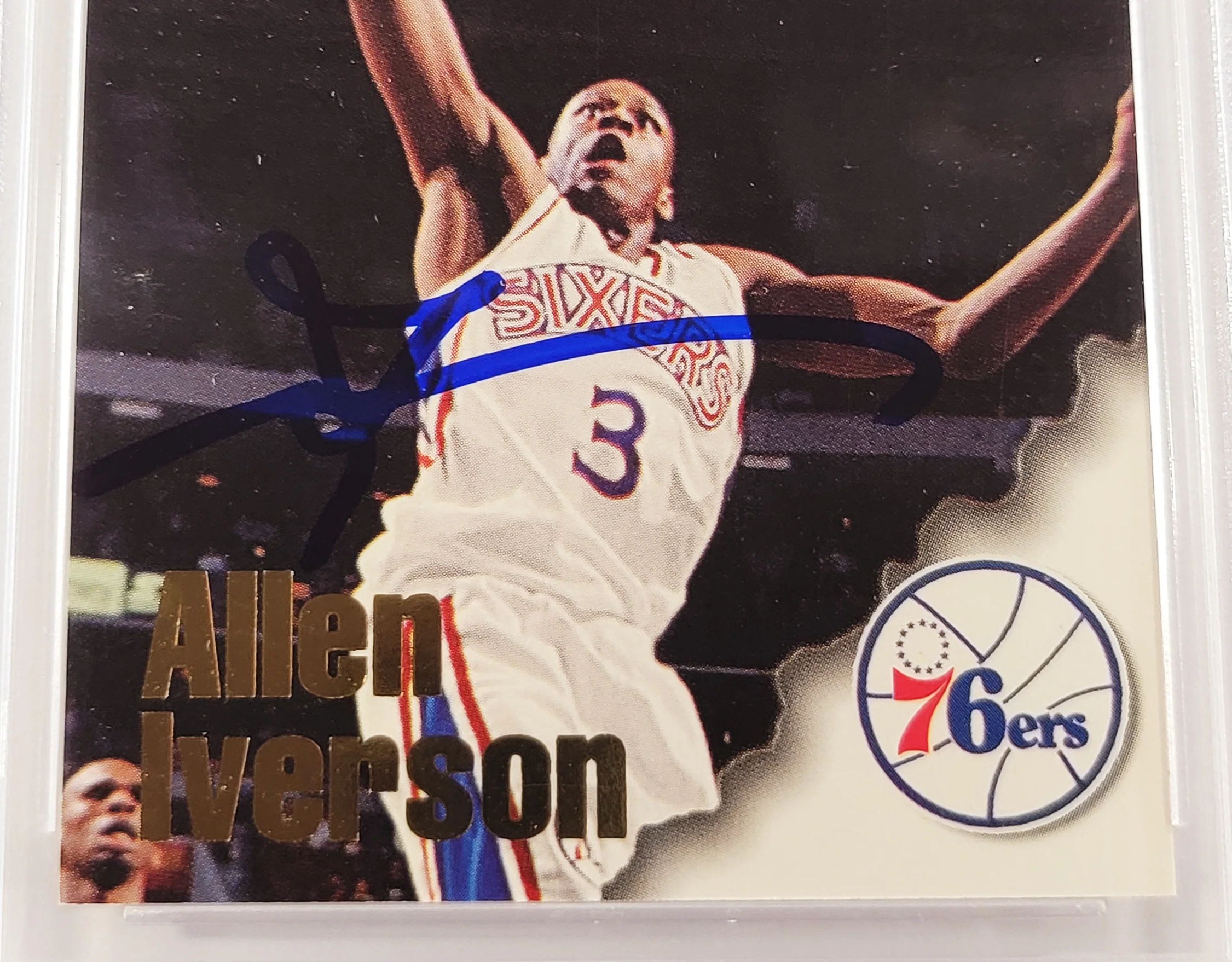 Allen Iverson Autographed 1996-97 Hoops Rookie Card #295 Philadelphia 76ers Beckett BAS #14134143 - Image 3