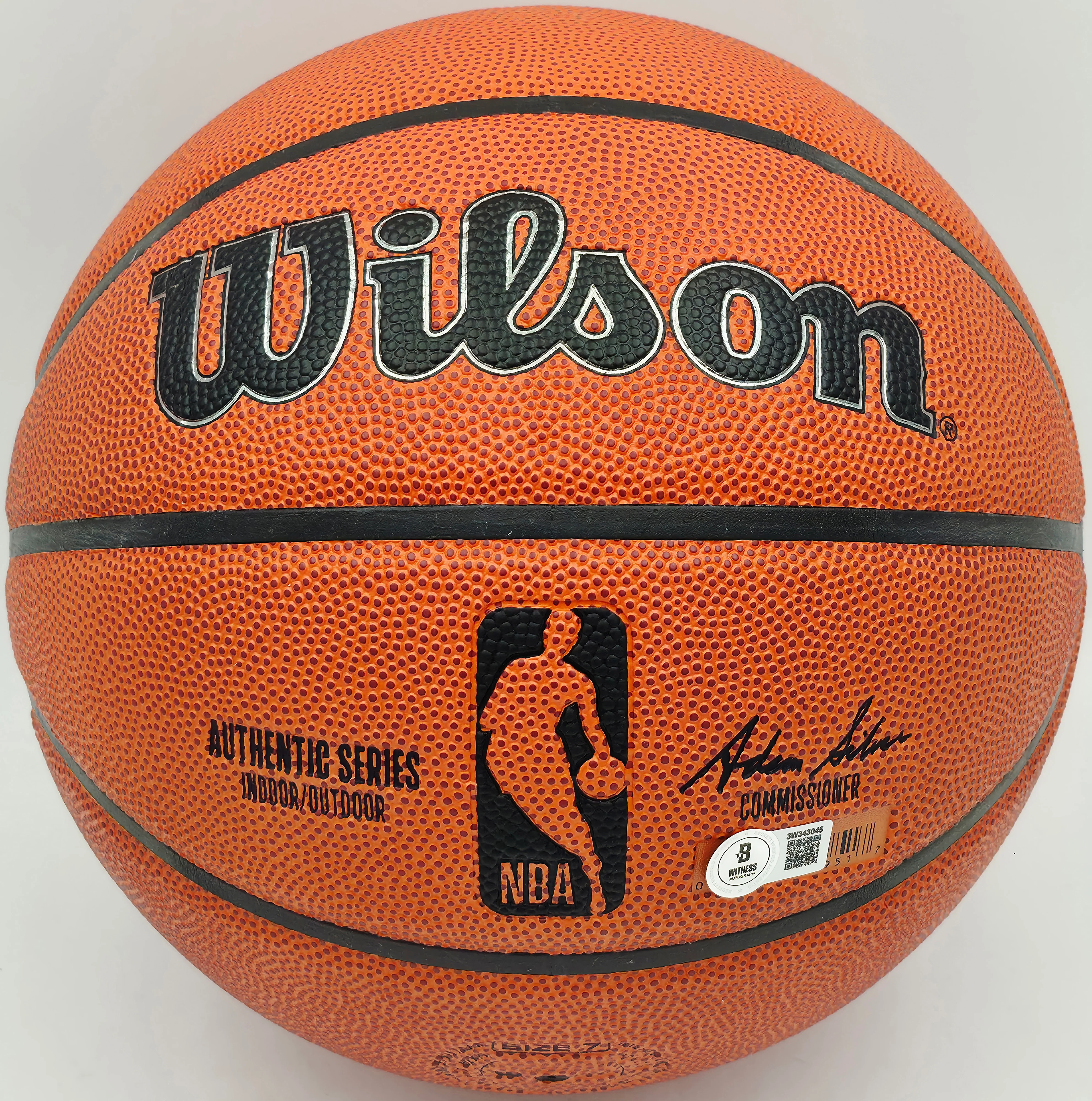 Allen Iverson Autographed Authentic Series Indoor/Outdoor Basketball Philadelphia 76ers Beckett BAS Witness Stock #253645 - Image 4