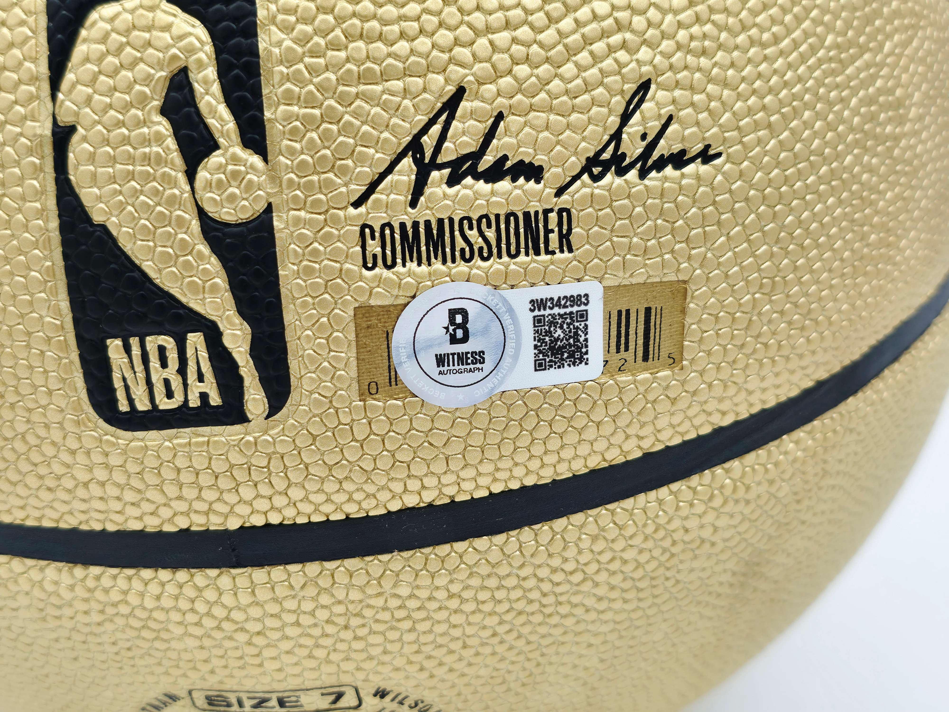 Allen Iverson Autographed Gold Edition Composite Leather Basketball Philadelphia 76ers Beckett BAS Witness Stock #253647 - Image 5