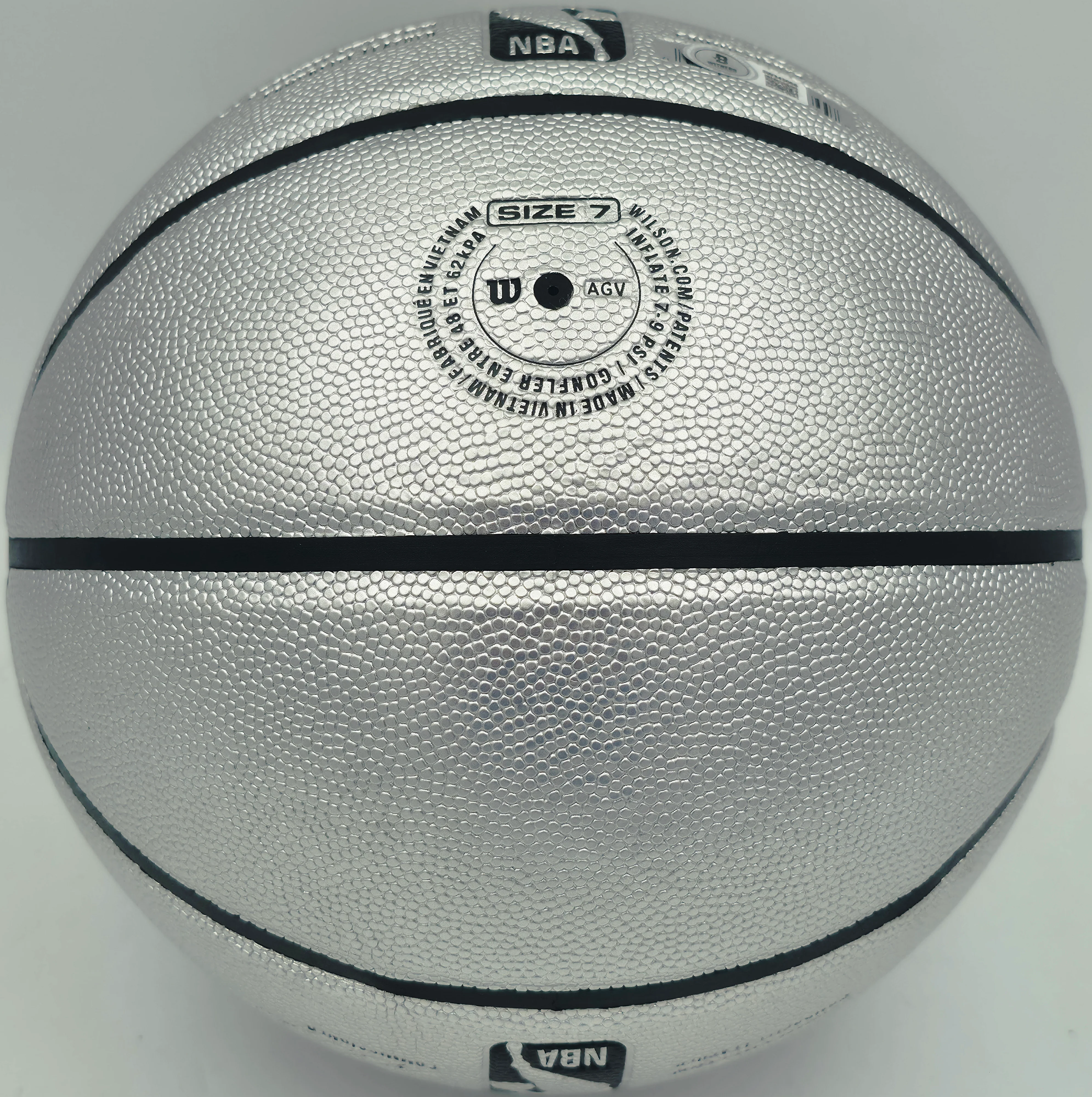 Allen Iverson Autographed Platinum Edition Composite Leather Basketball Philadelphia 76ers Beckett BAS Witness #3W343066 - Image 4