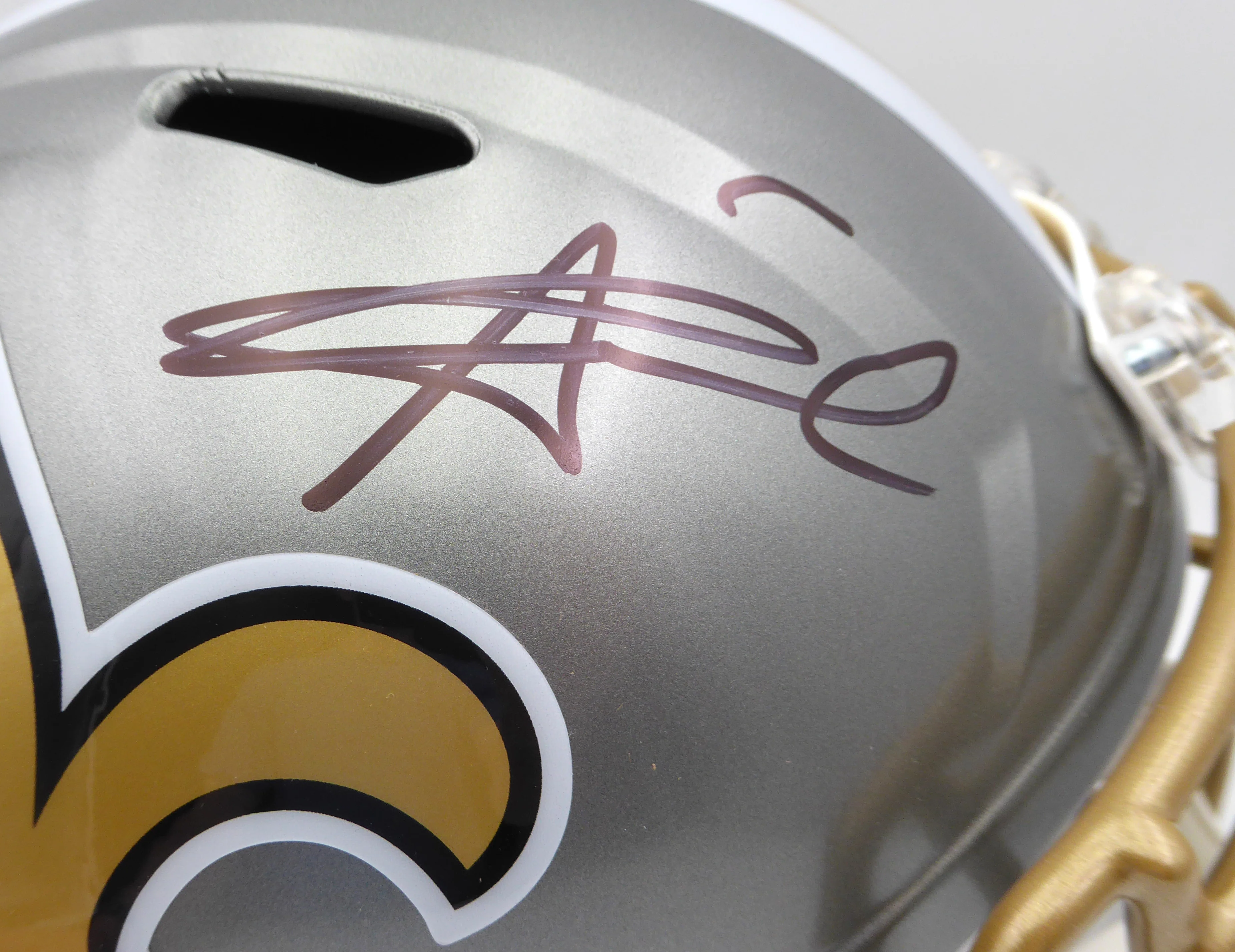 Alvin Kamara Autographed Flash Gold Full Size Replica Helmet New Orleans Saints Beckett BAS QR #1W403148 - Image 2