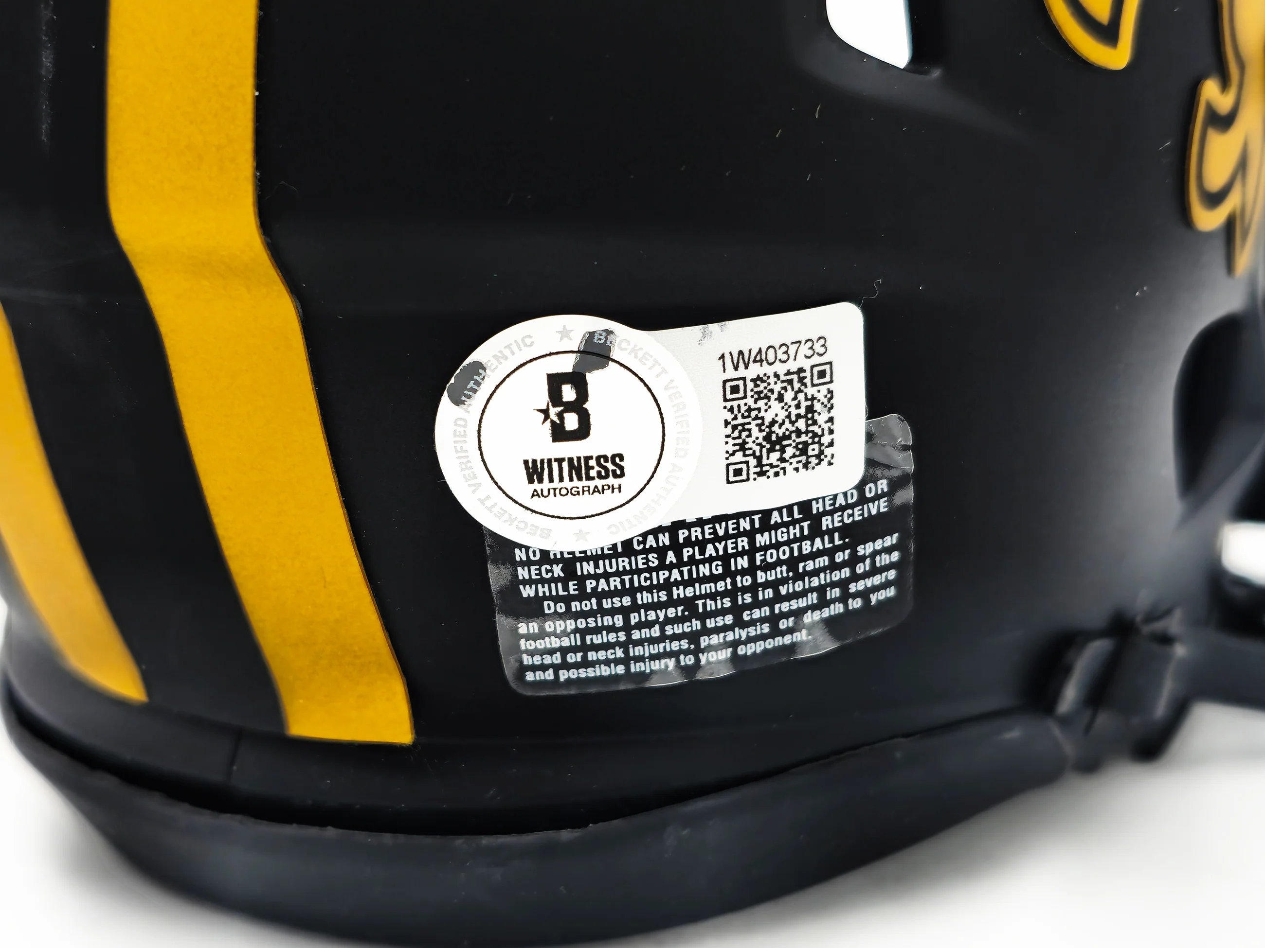 Alvin Kamara Autographed New Orleans Saints Eclipse Black Speed Mini Helmet Beckett BAS Witness Stock #224757 - Image 5