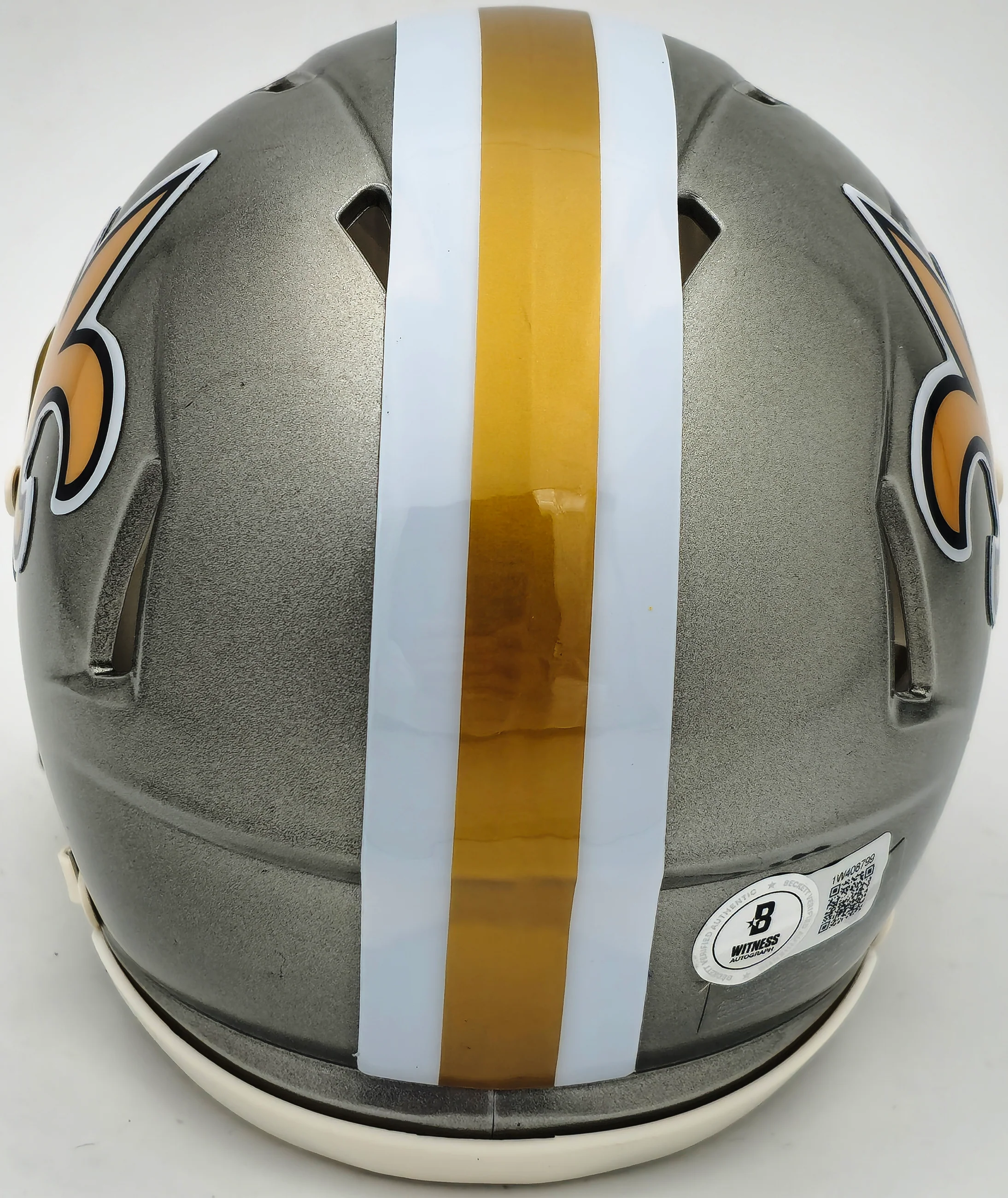 Alvin Kamara Autographed New Orleans Saints Flash Gray Speed Mini Helmet Beckett BAS Witness Stock #224756 - Image 4