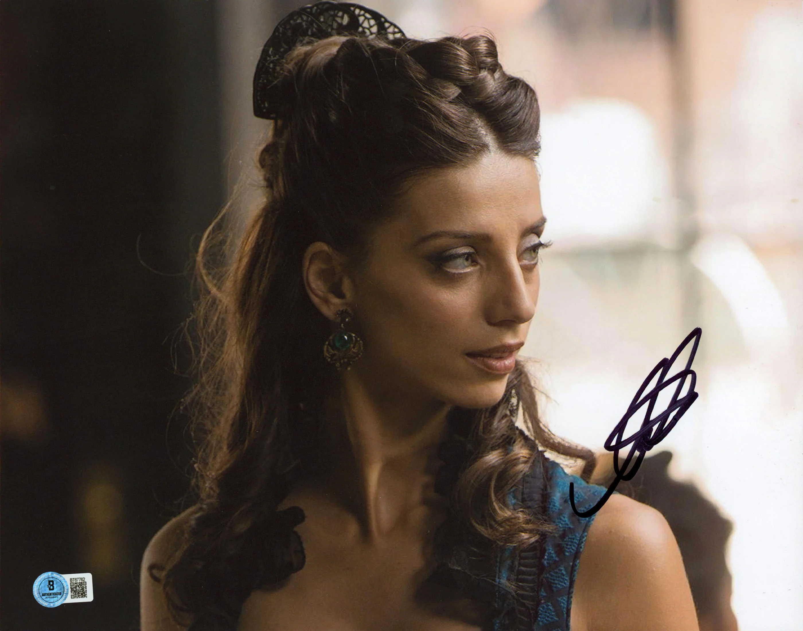 Angela Sarafyan Westworld Authentic Signed 11x14 Horizontal Photo BAS #BT67762 - Image 2