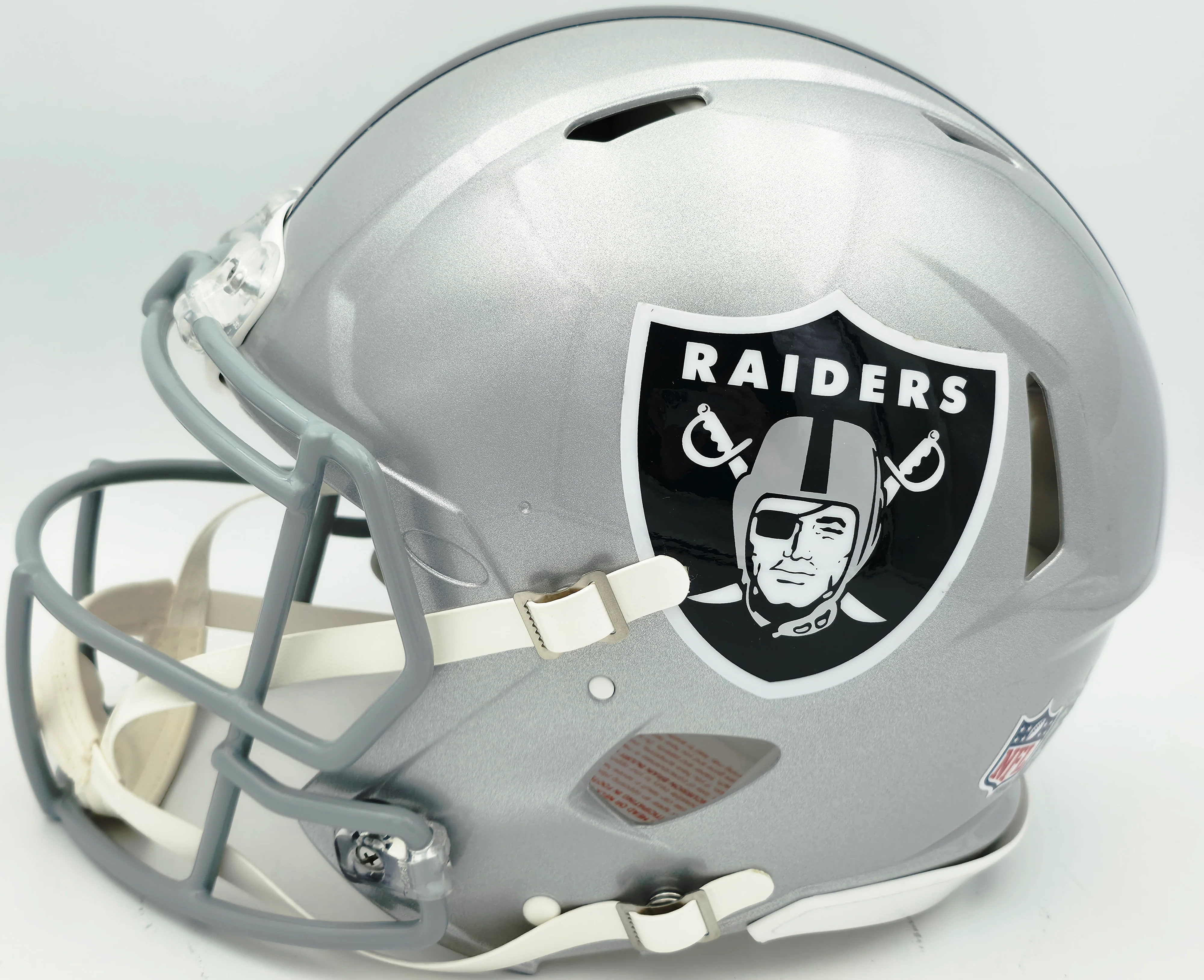 Ashton Jeanty Autographed Las Vegas Raiders Silver Full Size Speed Authentic Helmet Beckett BAS Witness #4W181574 - Image 5