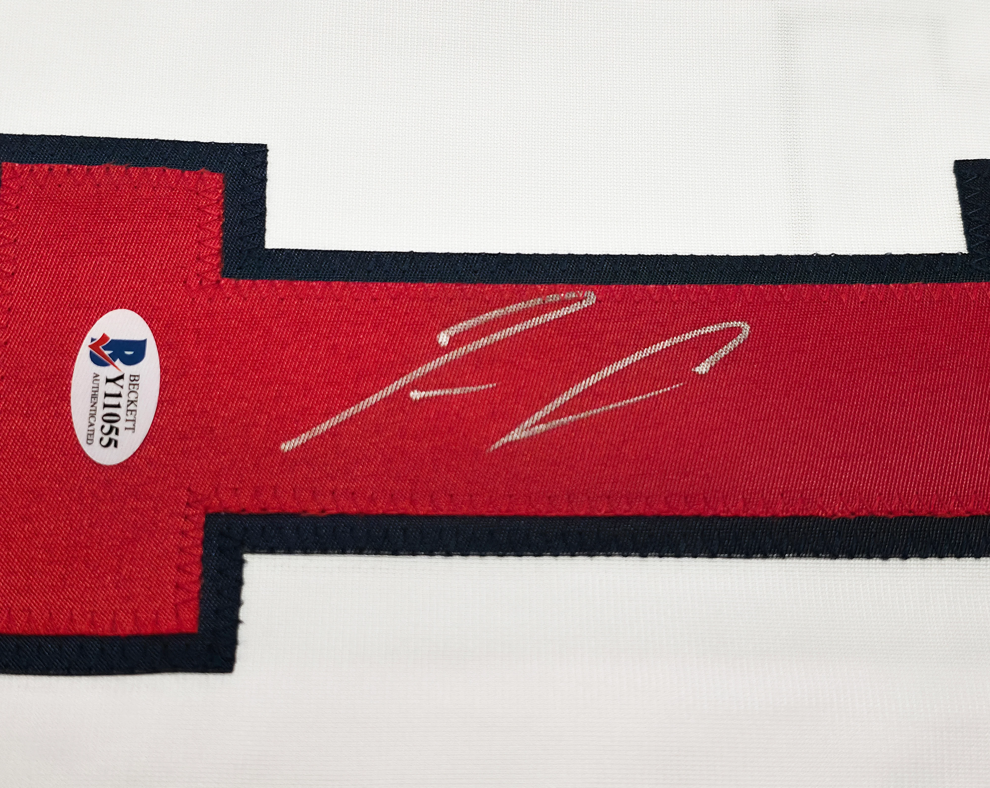 Atlanta Braves Ronald Acuna Jr. Autographed White Jersey Beckett BAS Stock #251011 - Image 4