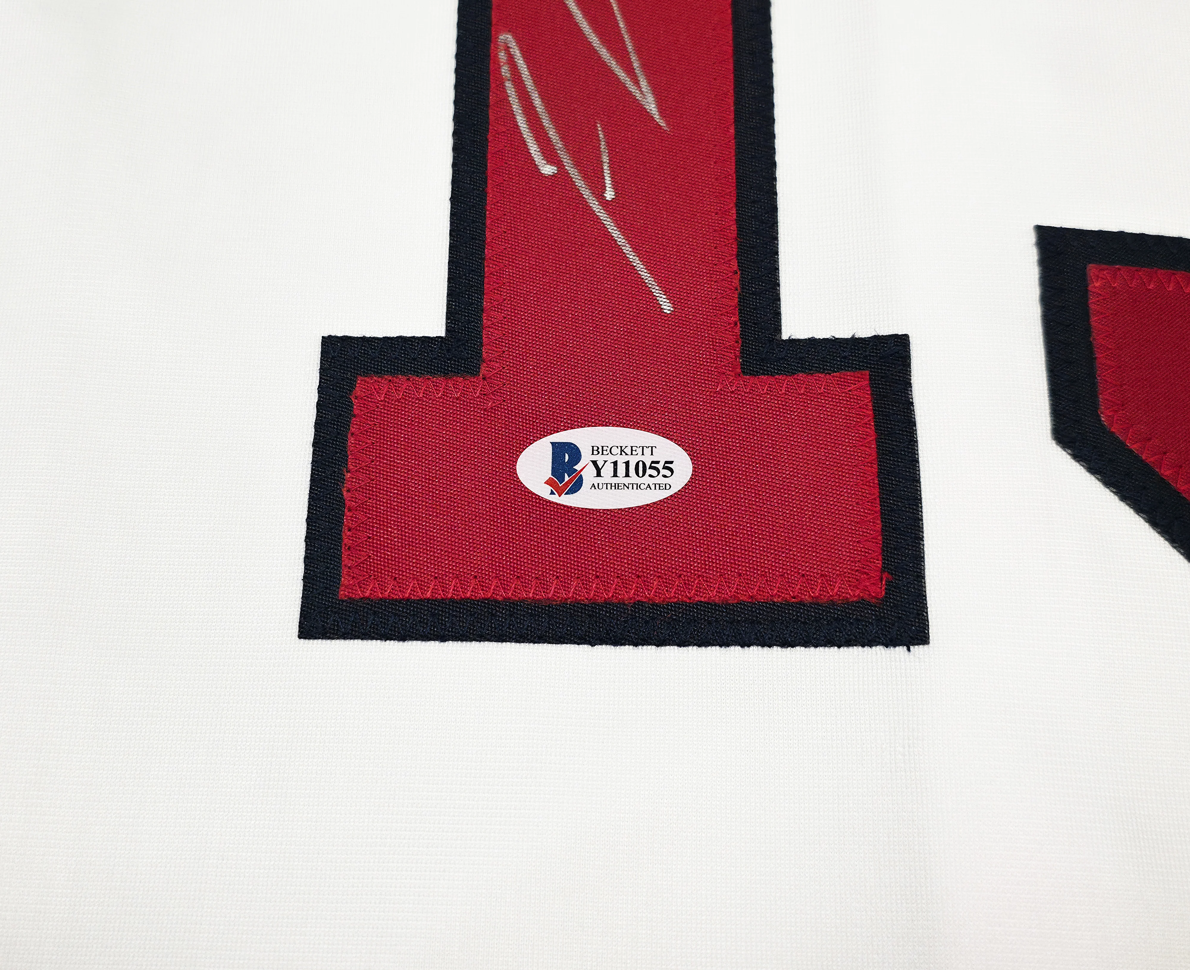 Atlanta Braves Ronald Acuna Jr. Autographed White Jersey Beckett BAS Stock #251011 - Image 5