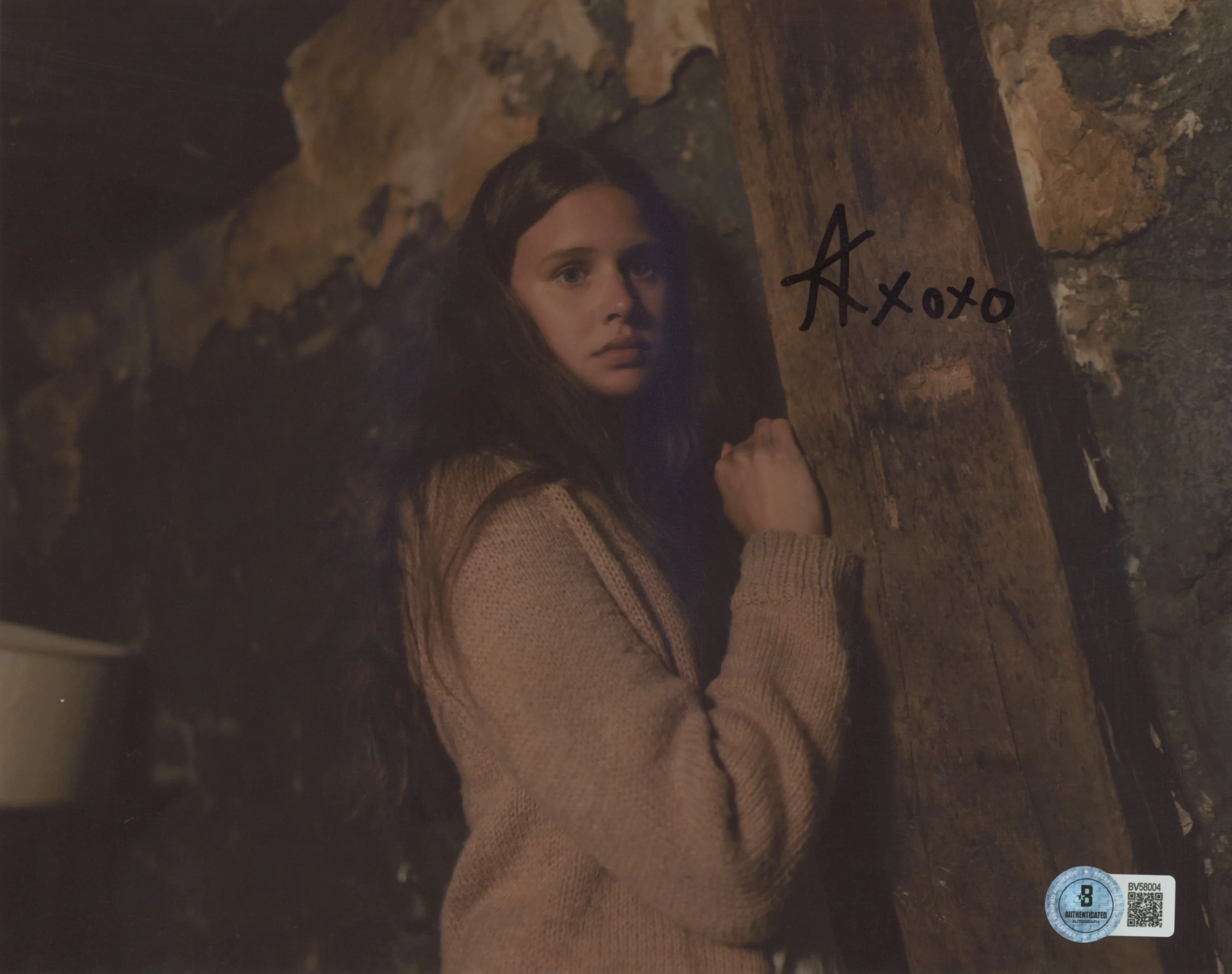 Avery Konrad From "XOXO" Authentic Signed 8x10 Photo Autographed BAS #BV58004 - Image 2