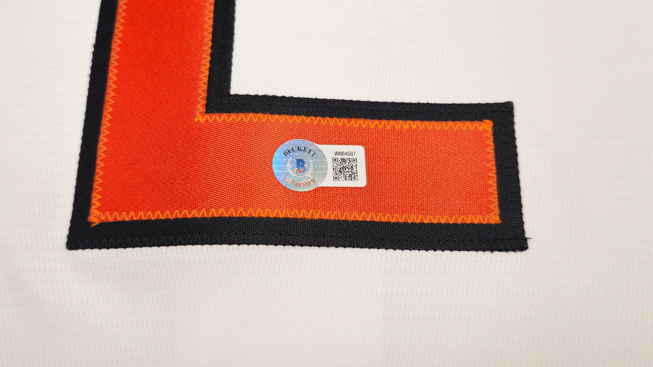 Baltimore Orioles Gunnar Henderson Autographed White Nike Jersey Size XL Beckett BAS Witness Stock #236622 - Image 5