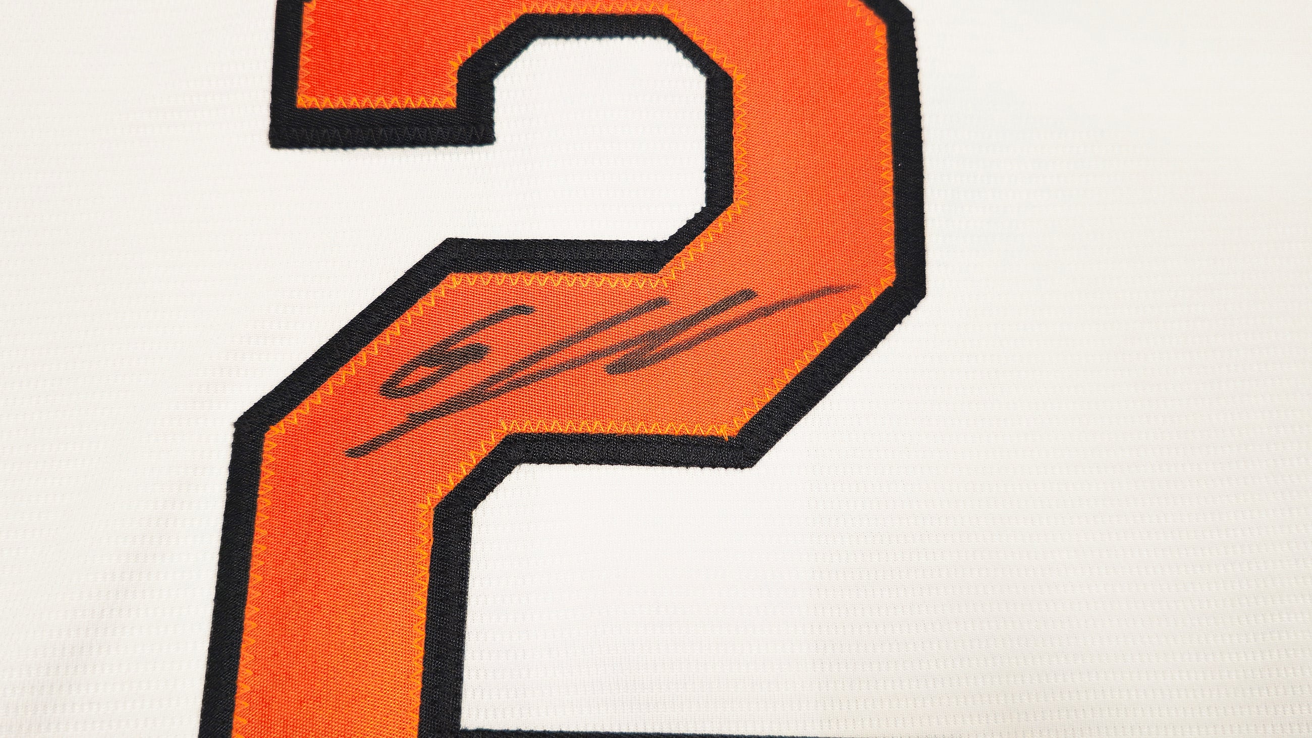 Baltimore Orioles Gunnar Henderson Autographed White Nike Jersey Size XXL Beckett BAS Witness Stock #236623 - Image 4