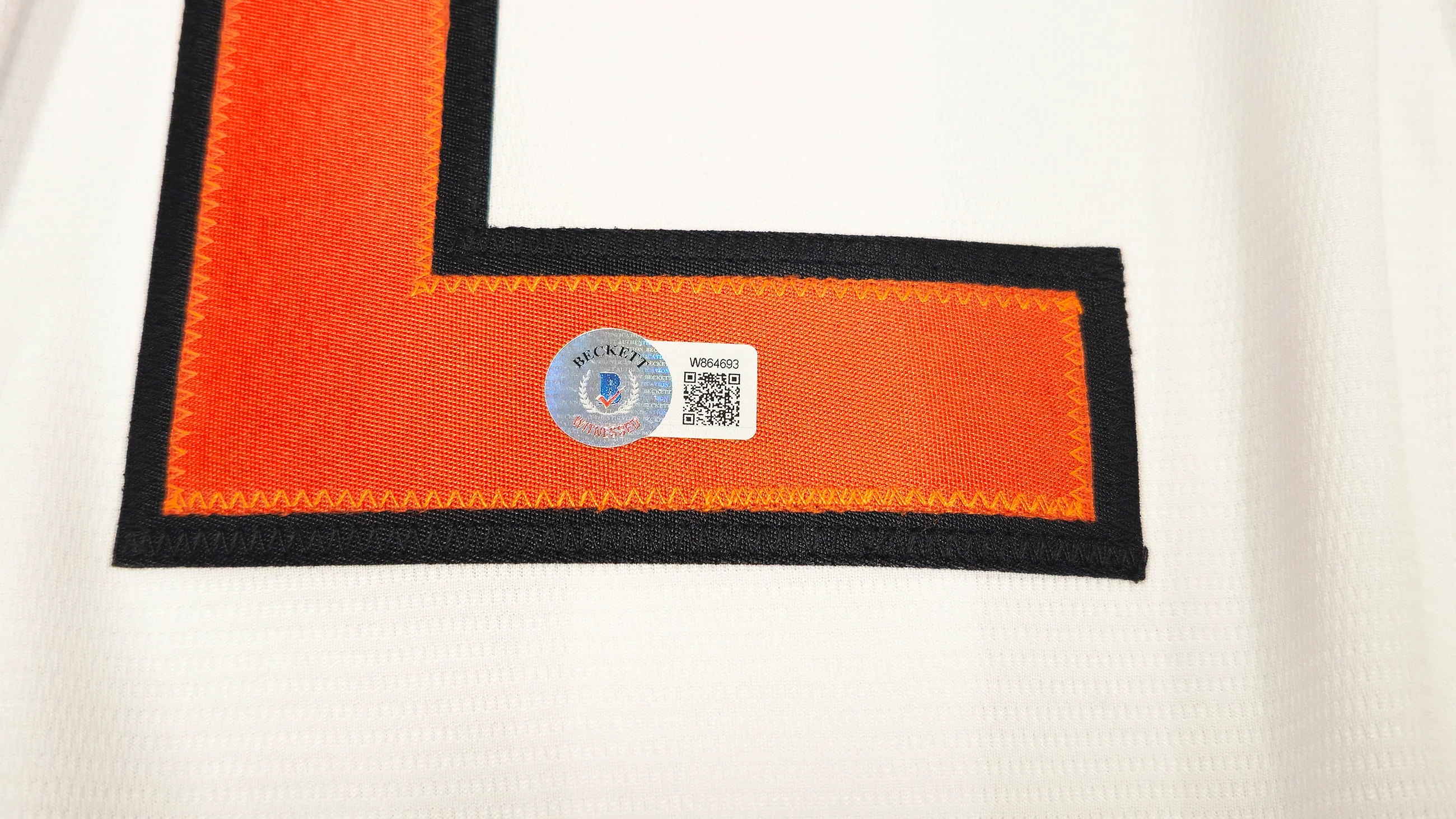 Baltimore Orioles Gunnar Henderson Autographed White Nike Jersey Size XXL Beckett BAS Witness Stock #236623 - Image 5