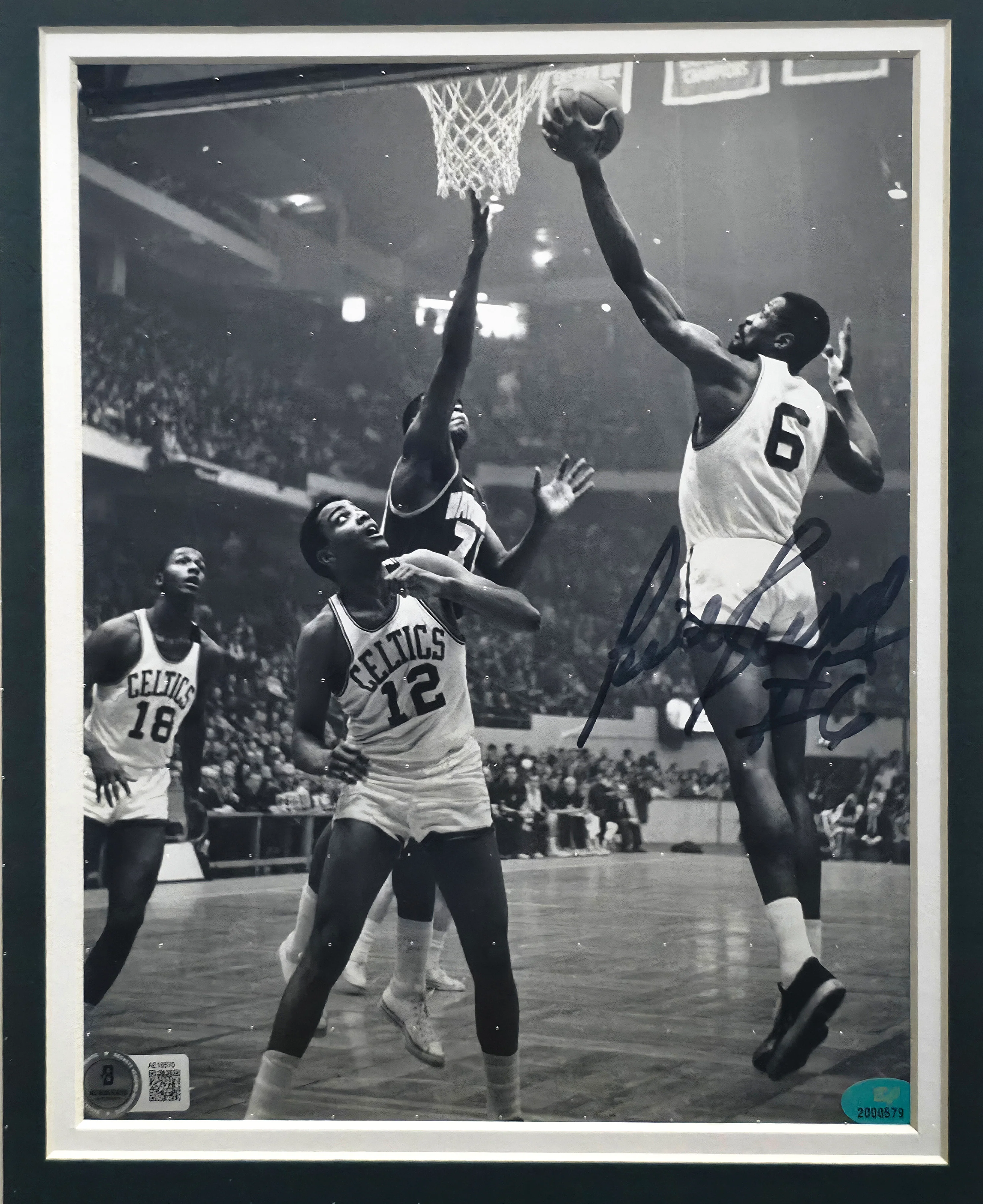 Bill Russell Autographed Framed 8x10 Photo Boston Celtics Beckett BAS #AE16570 - Image 2