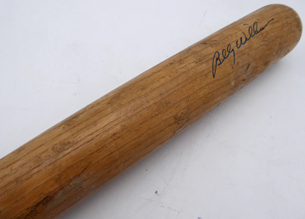 Billy Williams Autographed H & B Bat Chicago Cubs Beckett BAS QR #BW06411