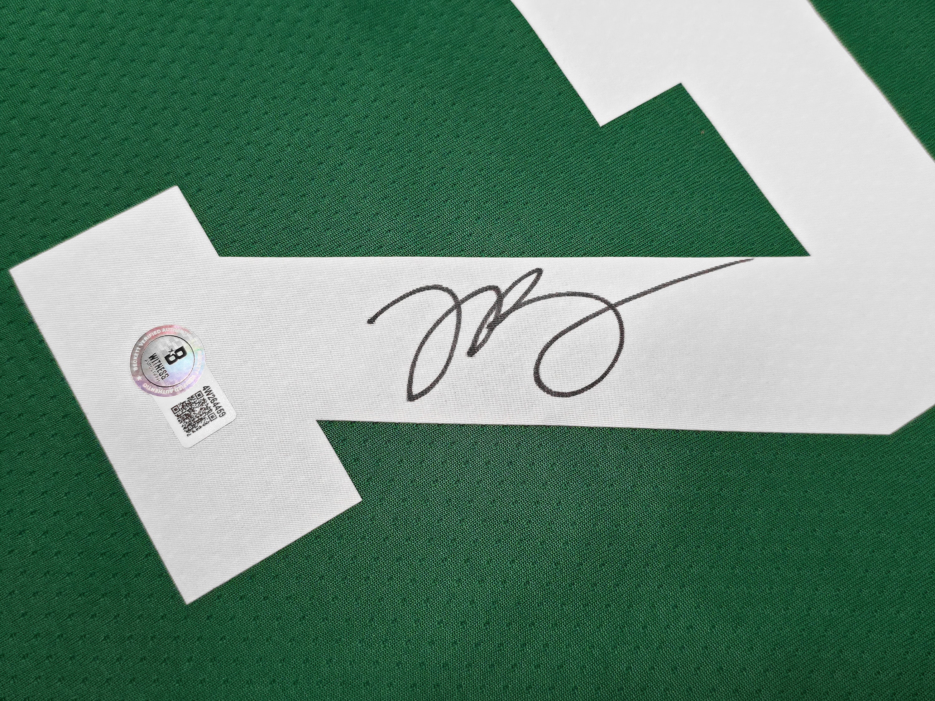 Boston Celtics Jaylen Brown Autographed Green Nike Swingman Icon Edition Jersey Size 52 Beckett BAS Witness Stock #256848 - Image 3