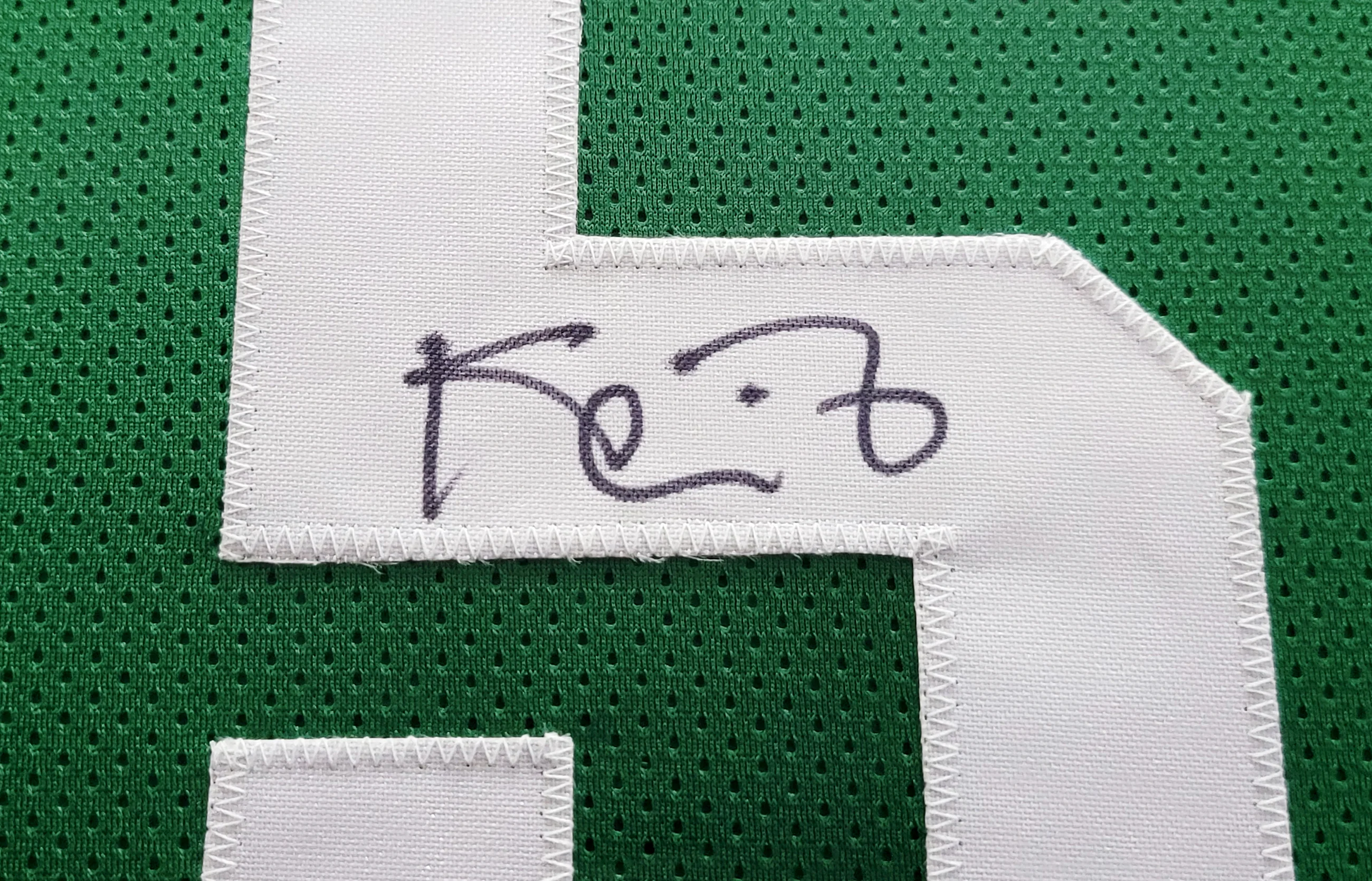 Boston Celtics Kevin Garnett Autographed Framed Green Jersey Beckett BAS QR Stock #208170 - Image 3