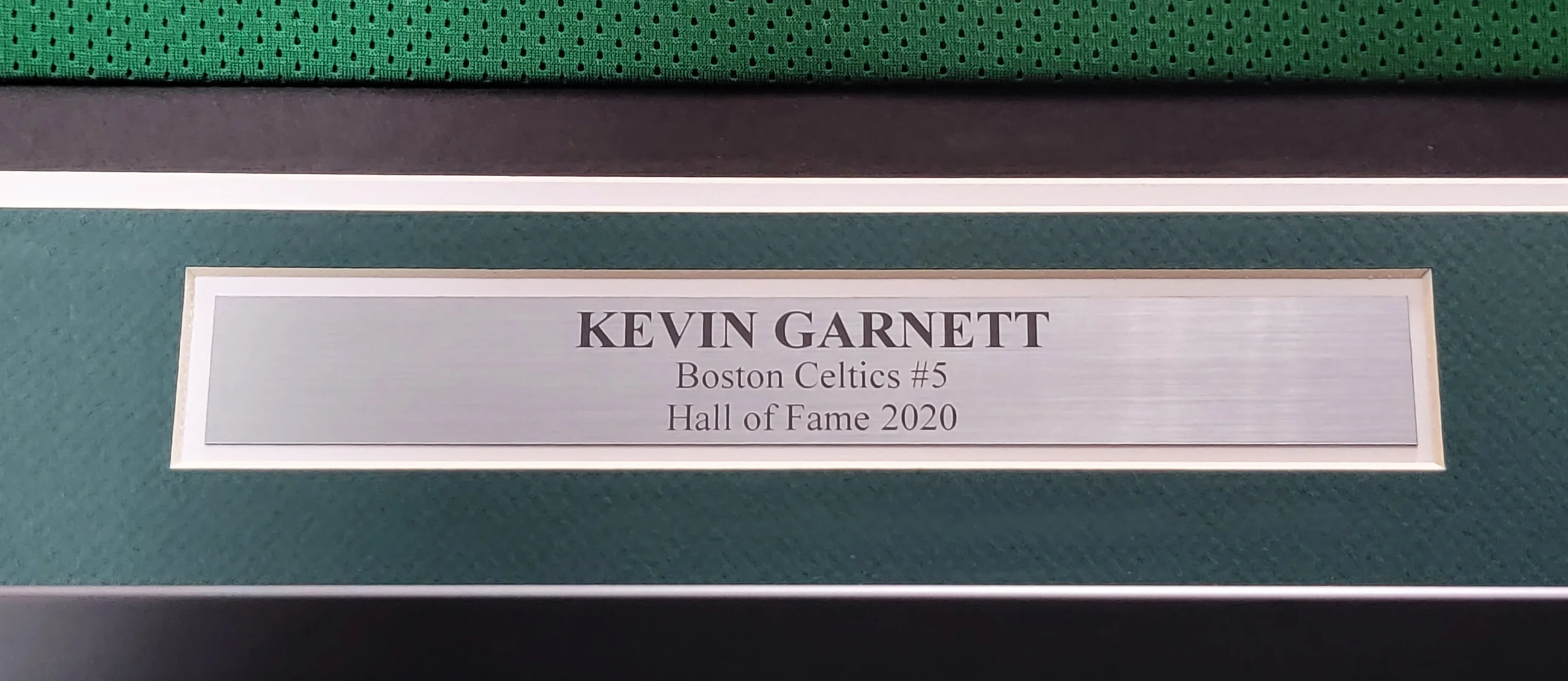 Boston Celtics Kevin Garnett Autographed Framed Green Jersey Beckett BAS QR Stock #208170 - Image 5