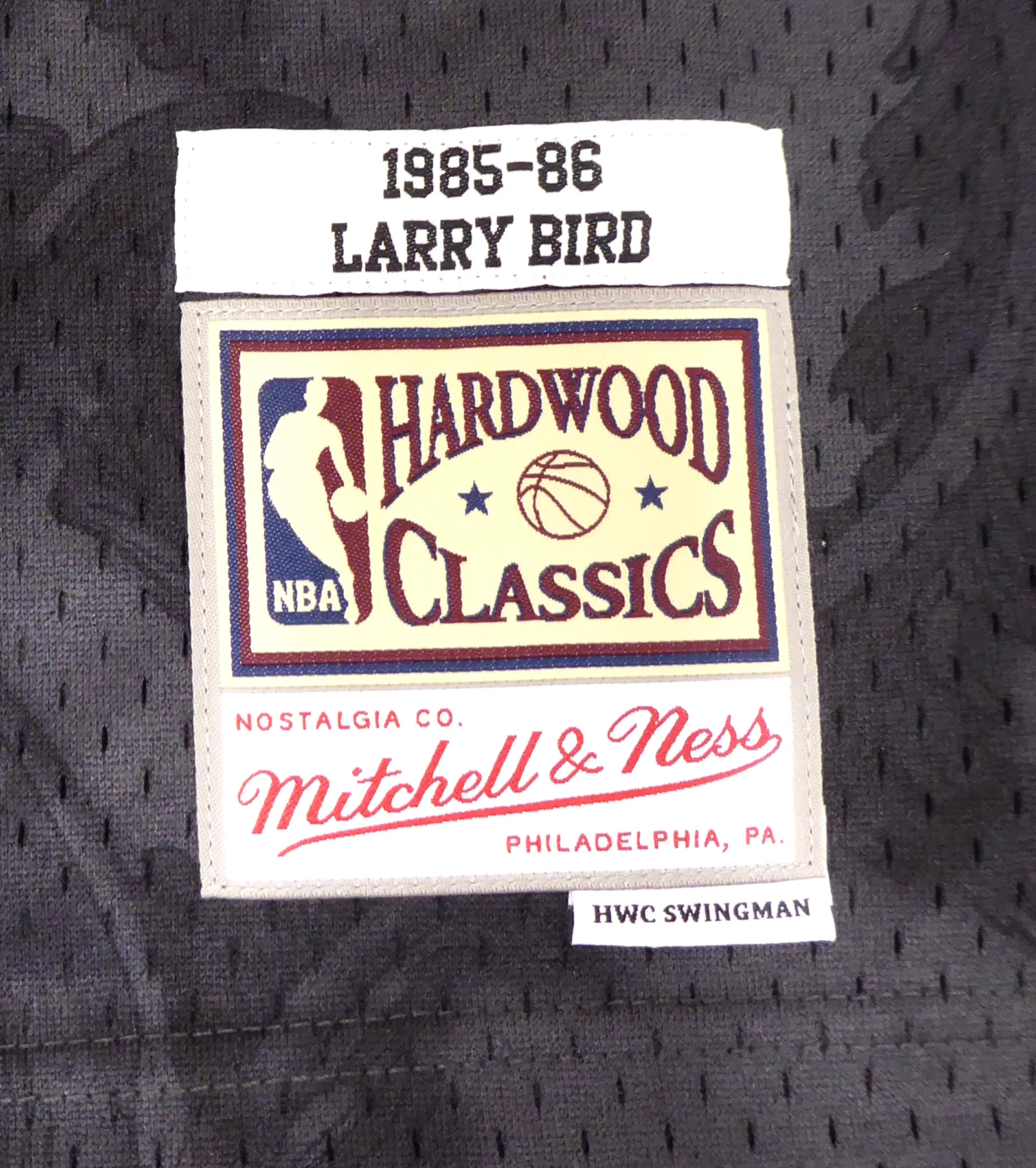 Boston Celtics Larry Bird Autographed Black Mitchell & Ness Gold Toile Swingman Jersey Size L Beckett BAS Stock #177715 - Image 5