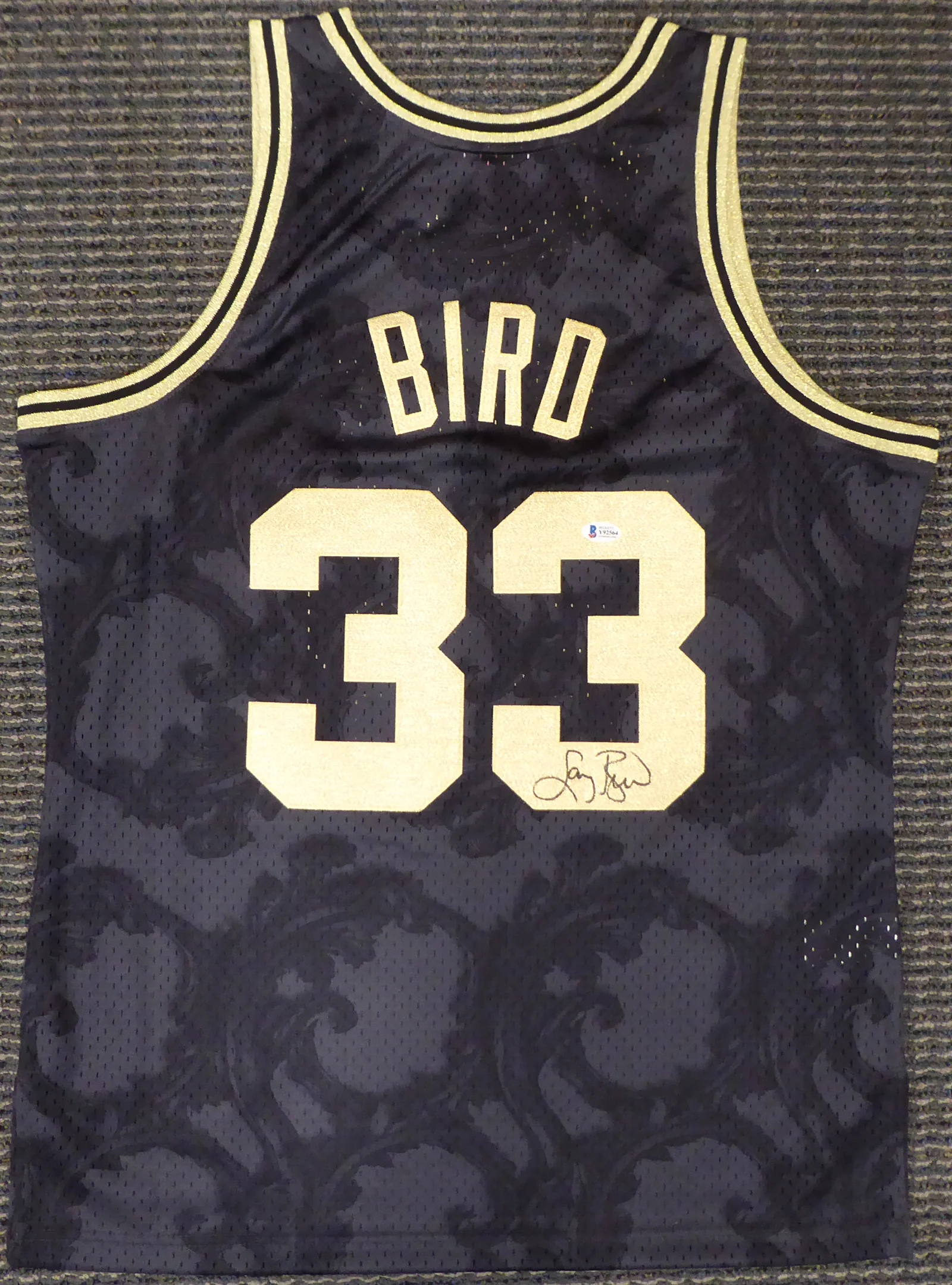 Boston Celtics Larry Bird Autographed Black Mitchell & Ness Gold Toile Swingman Jersey Size L Beckett BAS #Y92564 - Image 2