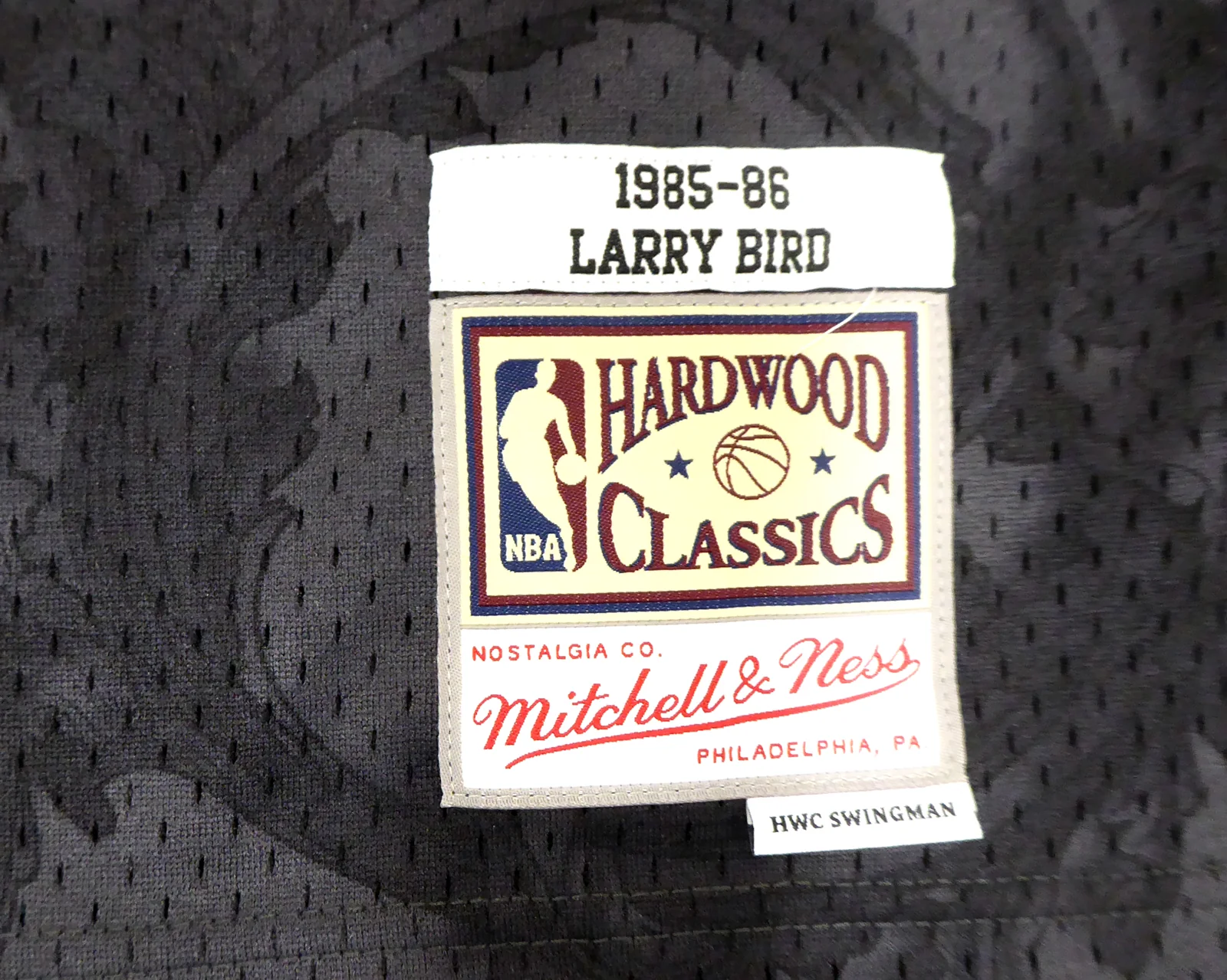 Boston Celtics Larry Bird Autographed Black Mitchell & Ness Gold Toile Swingman Jersey Size XL Beckett BAS Stock #177716 - Image 5