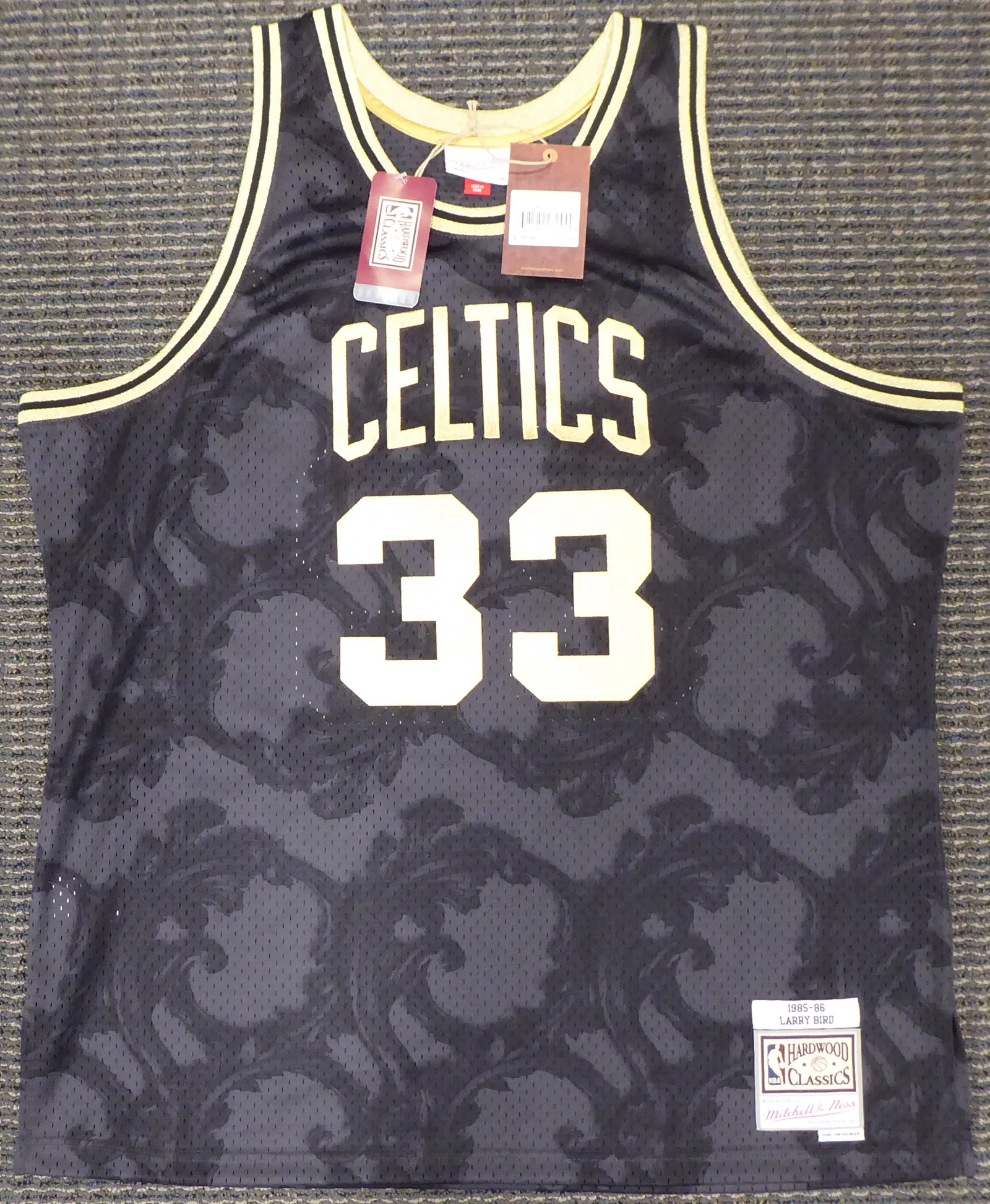 Boston Celtics Larry Bird Autographed Black Mitchell & Ness Gold Toile Swingman Jersey Size XXL Beckett BAS Stock #177717 - Image 4
