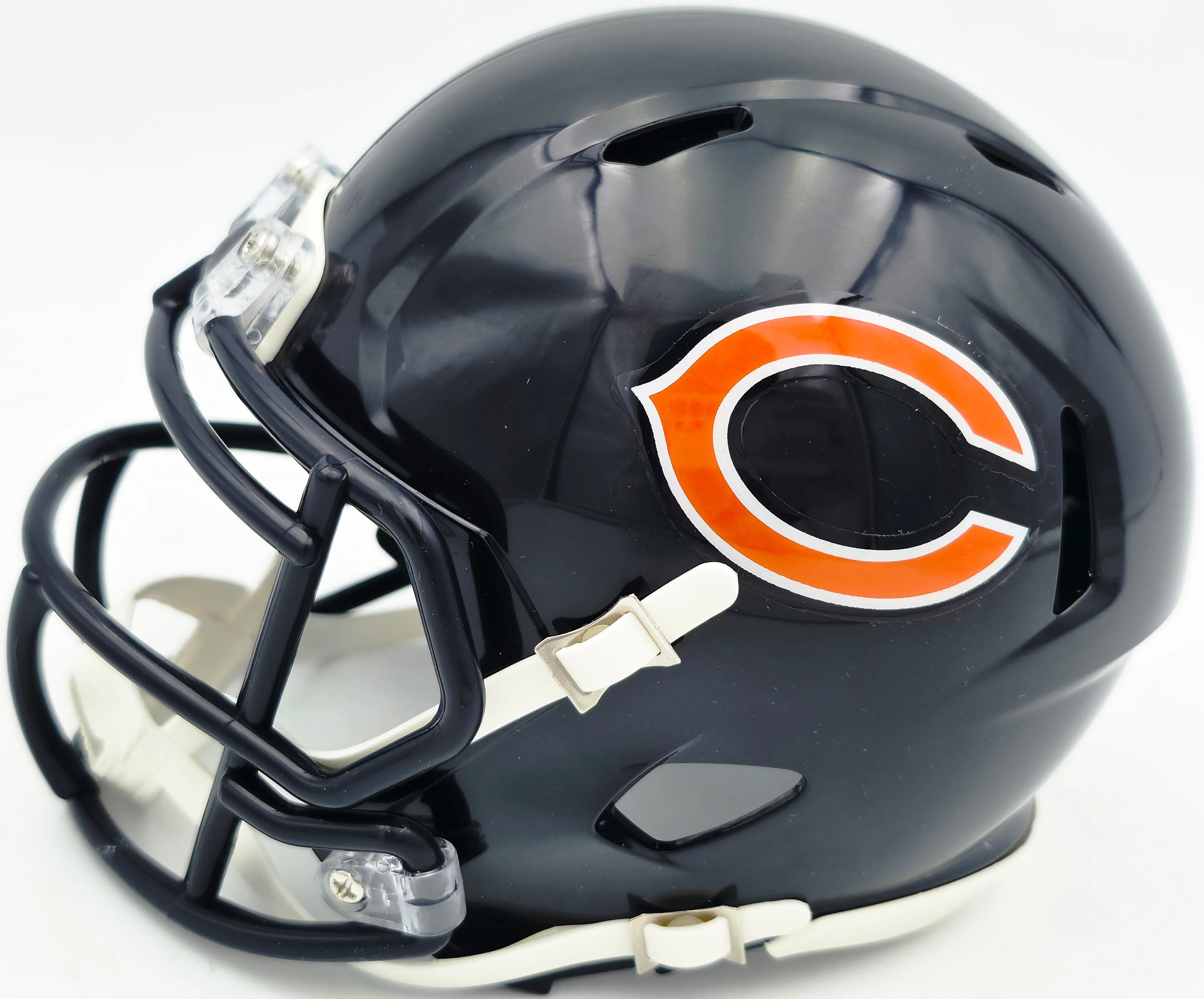 Brian Urlacher Autographed Chicago Bears Blue Speed Mini Helmet (In Silver) "HOF 18" Beckett BAS Witness Stock #261923 - Image 3