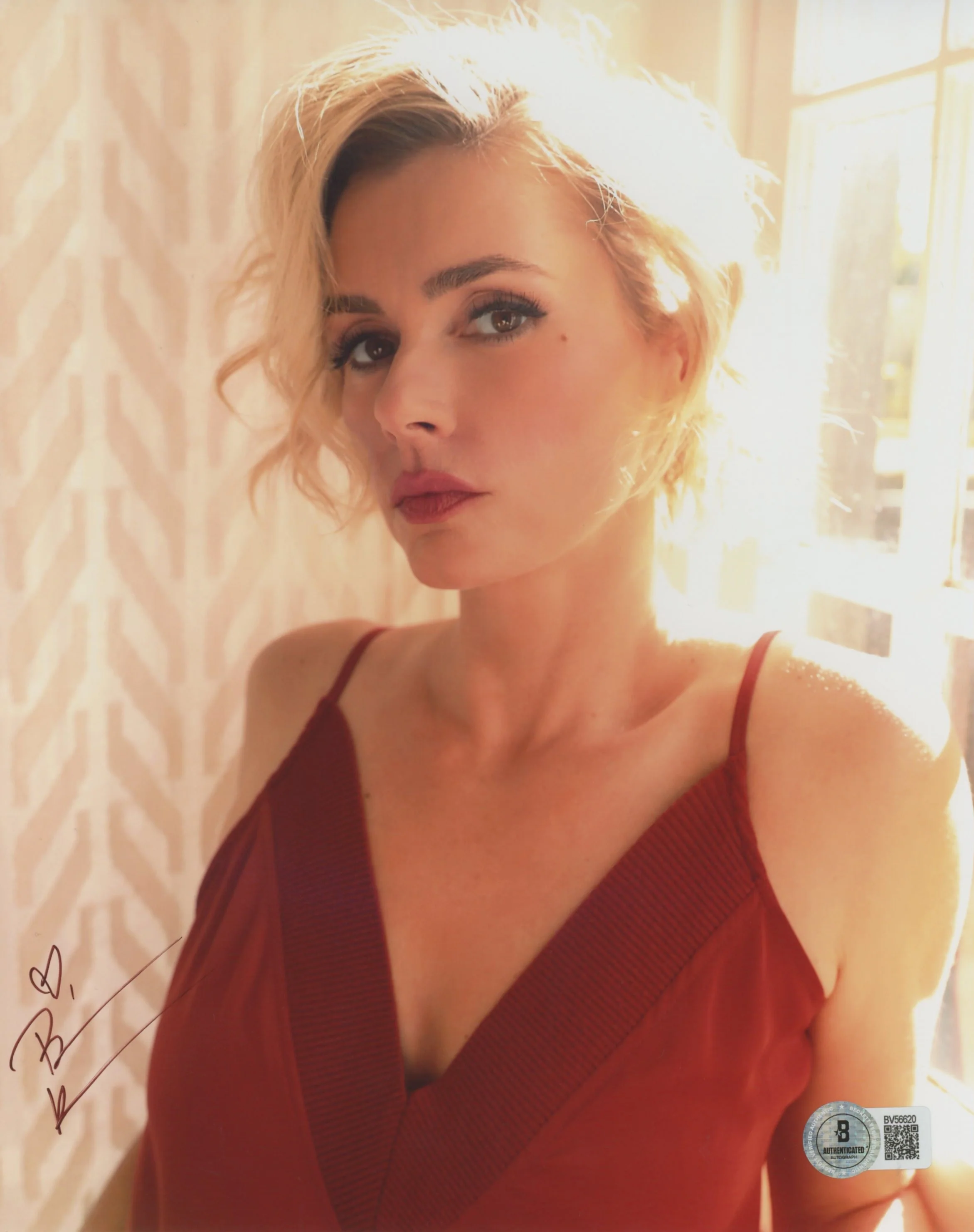 Brianna Brown General Hospital Authentic Signed 8x10 Vertical Photo BAS 3