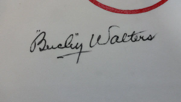 Cincinnati Reds Bucky Walters Autographed White Jersey PSA/DNA #V11071 - Image 3