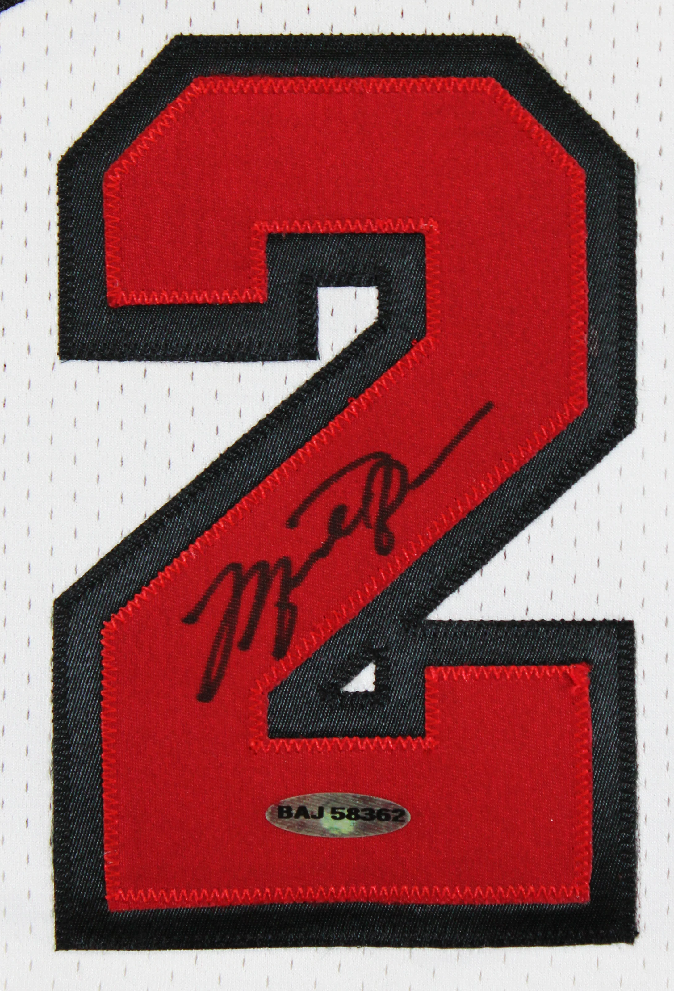 Bulls Michael Jordan Signed 97-98 White Nike HWC Authentic Framed Jersey UDA - Image 5