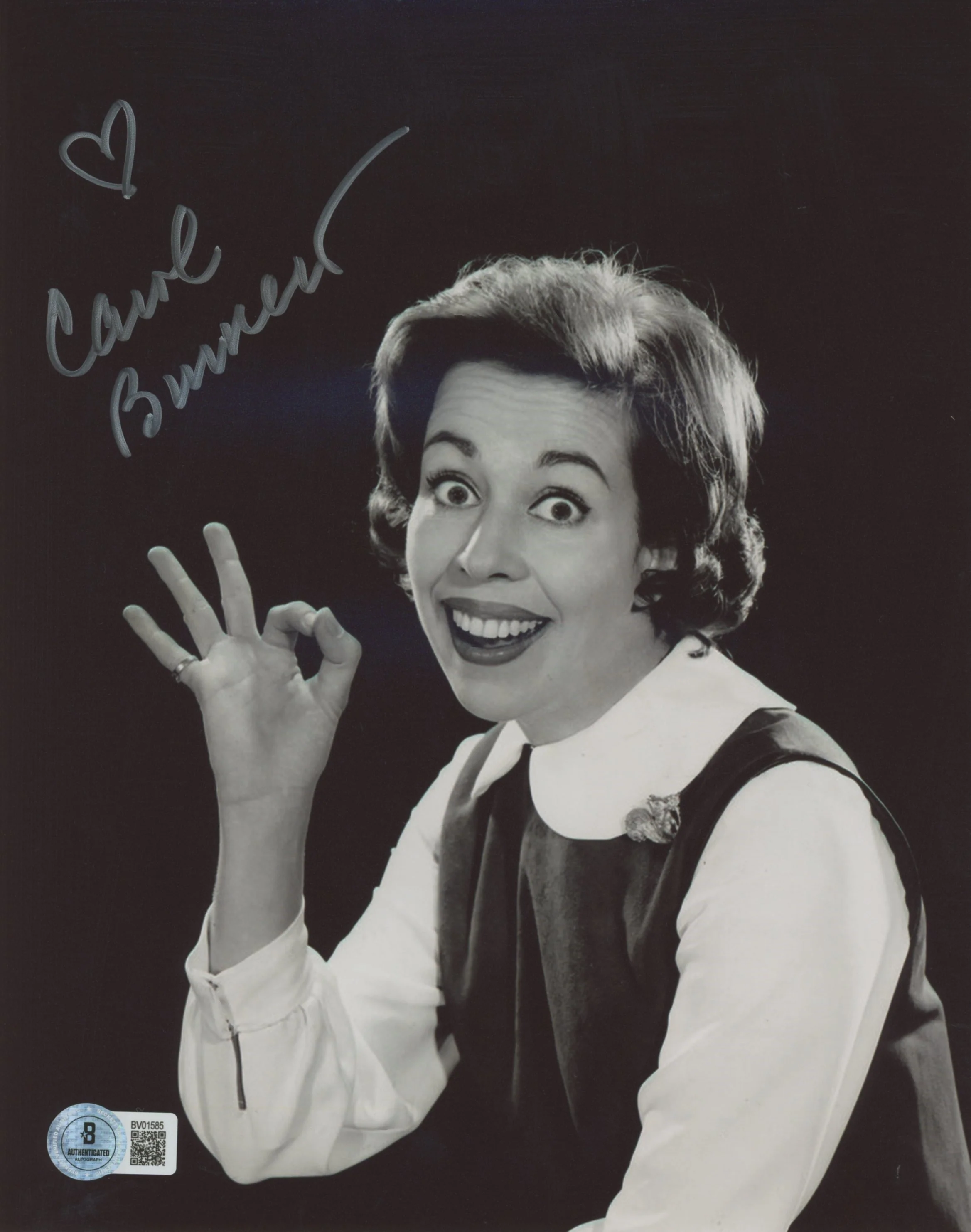 Carol Burnett Authentic Signed 8x10 Vertical Photo Autographed BAS 16