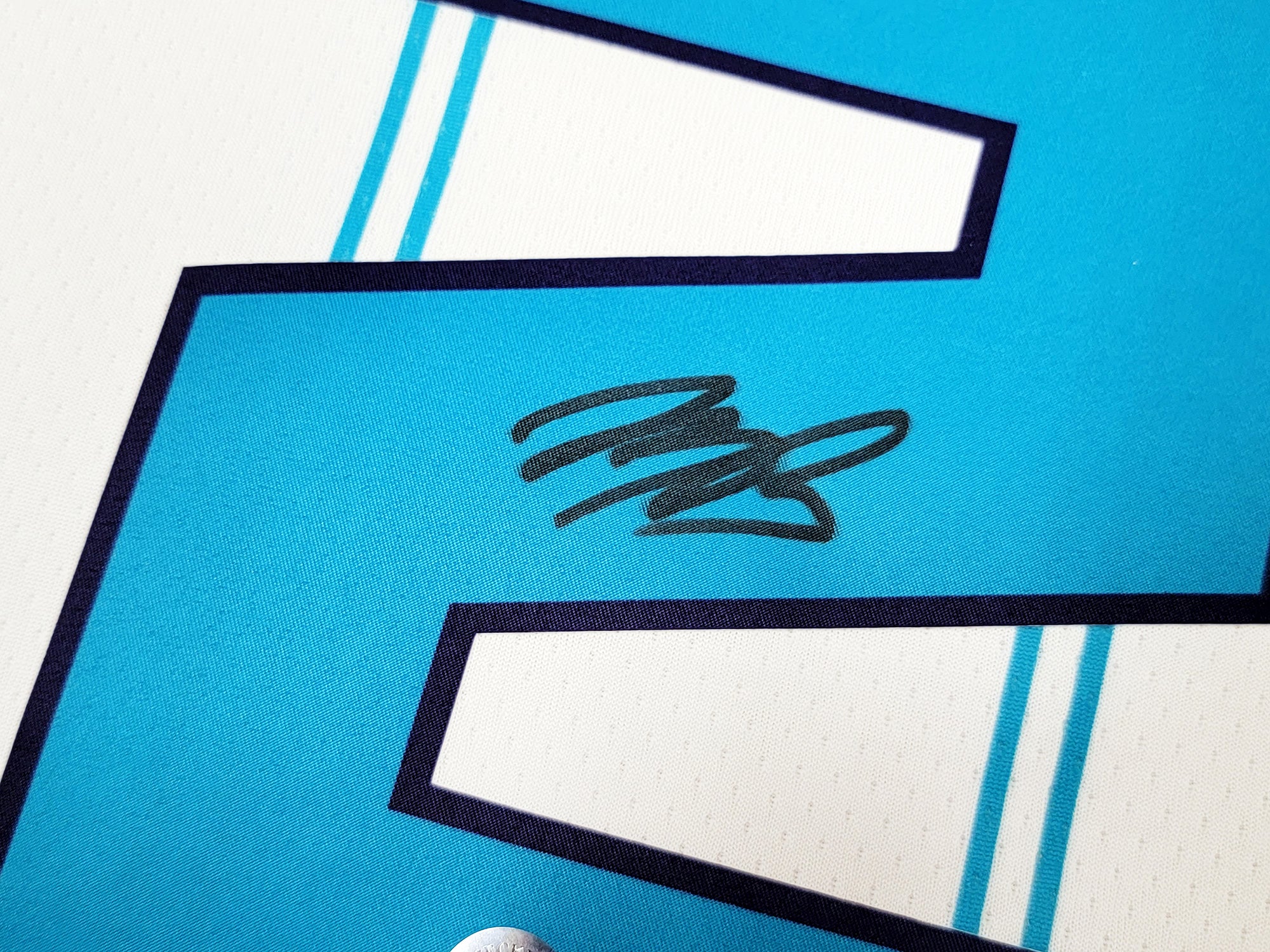 Charlotte Hornets LaMelo Ball Autographed White Nike Swingman Jersey Size M Beckett BAS QR Stock #209485 - Image 4