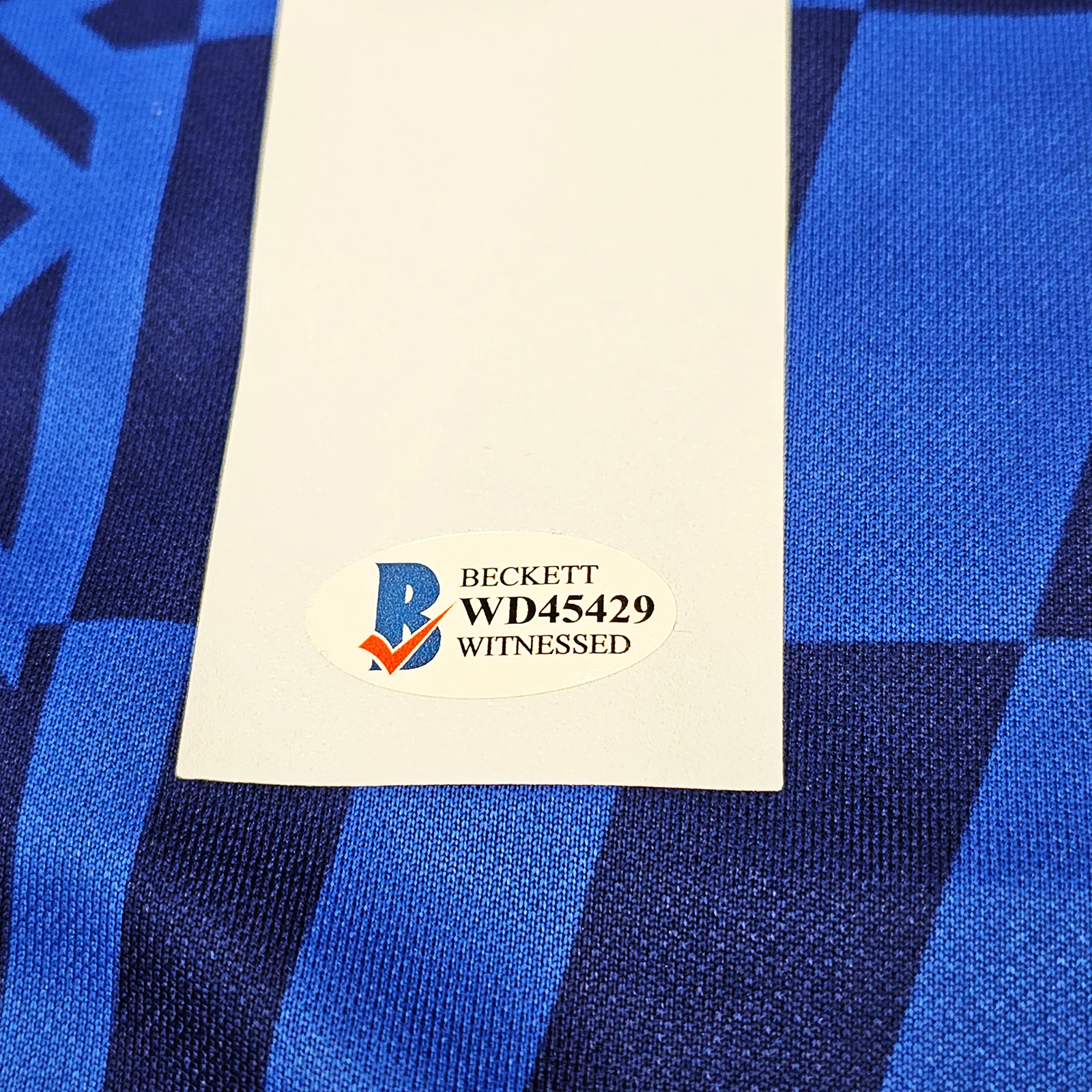Chelsea F.C. Mason Mount Autographed Blue Nike Jersey Size M in Black Beckett BAS Stock #196480 - Image 5