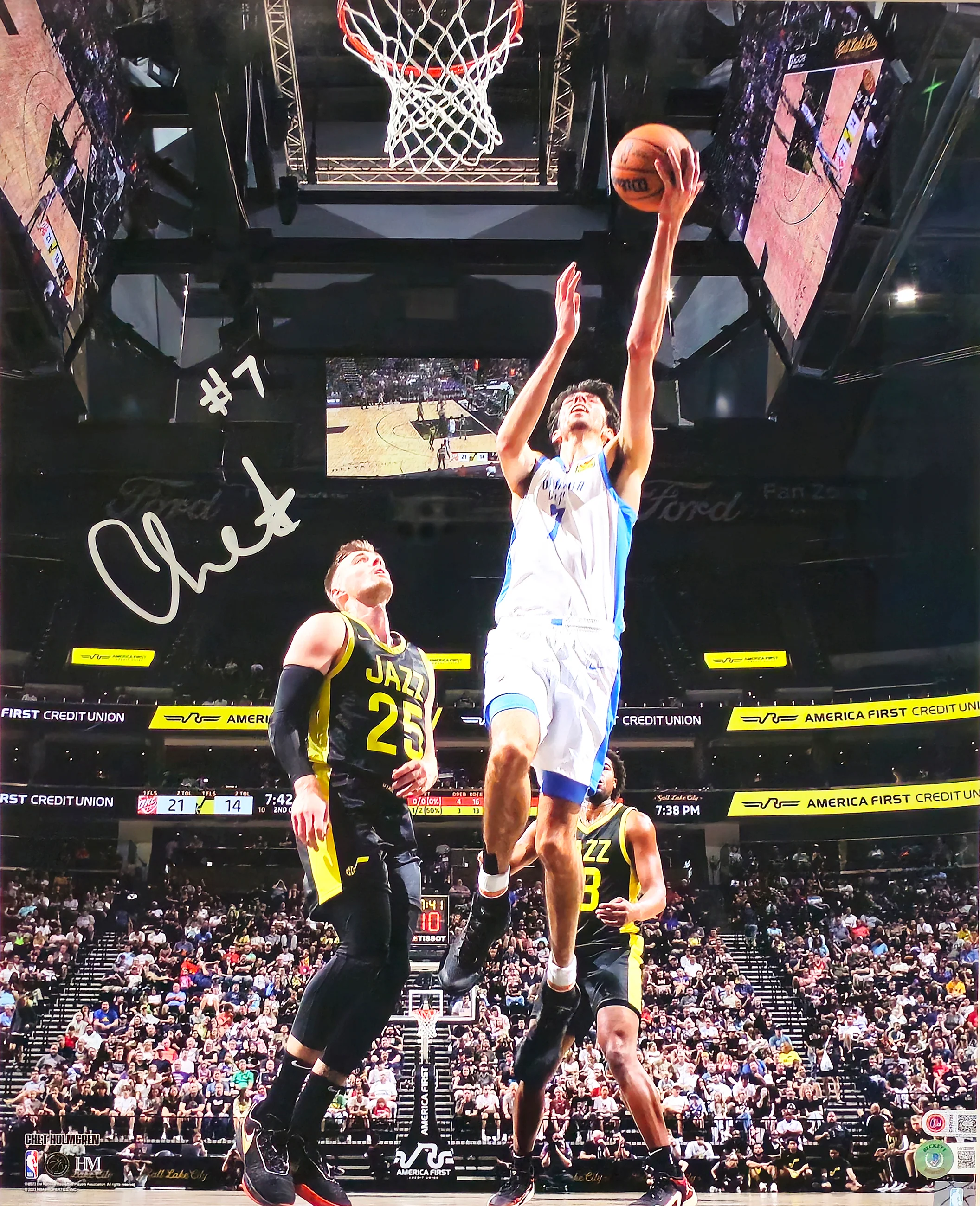 Chet Holmgren Autographed Framed 16x20 Photo Oklahoma City Thunder Beckett BAS Witness #1W125998 - Image 2