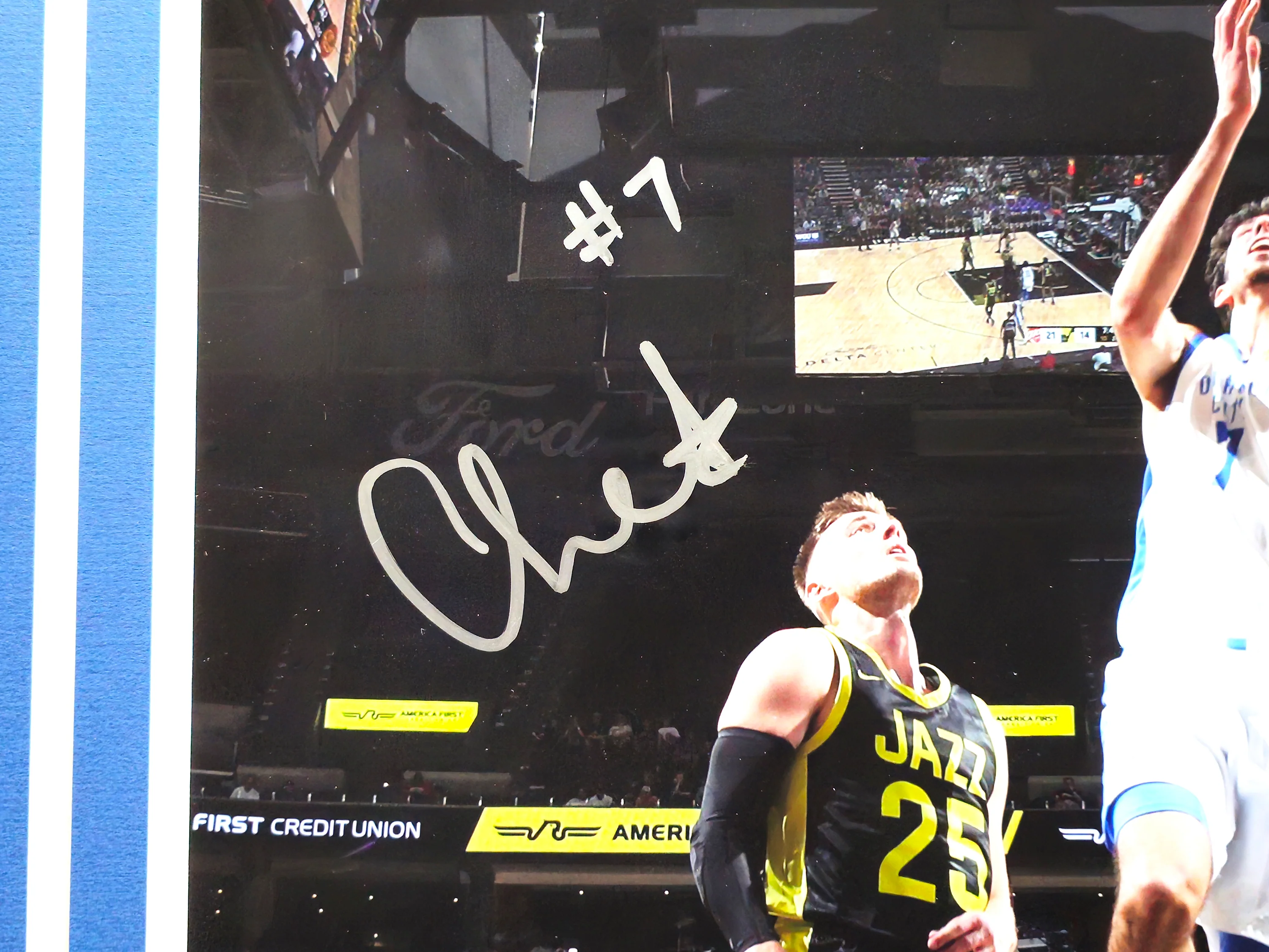 Chet Holmgren Autographed Framed 16x20 Photo Oklahoma City Thunder Beckett BAS Witness #1W125998 - Image 3