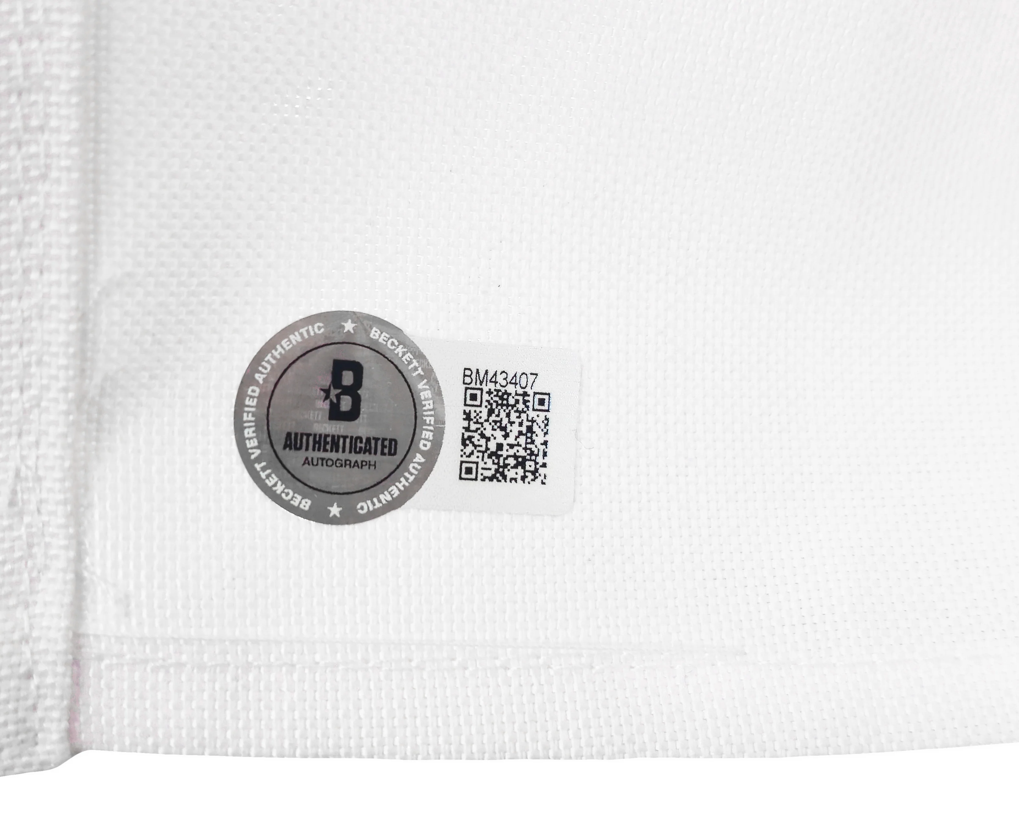 Chevy Chase Autographed White Caddyshack Golf Pin Flag Caddyshack Beckett BAS QR Stock #230657 - Image 3