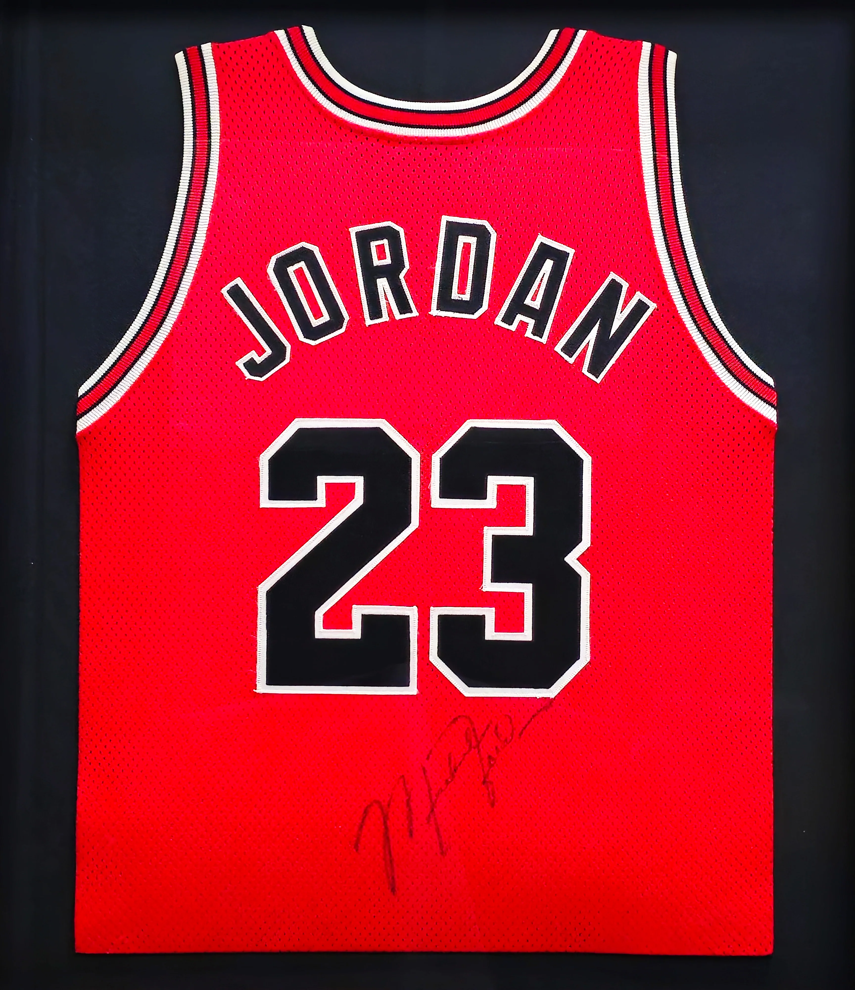 Chicago Bulls Michael Jordan Autographed Framed Red Authentic Jersey Vintage Signature PSA/DNA & Beckett BAS #AE07407 - Image 2
