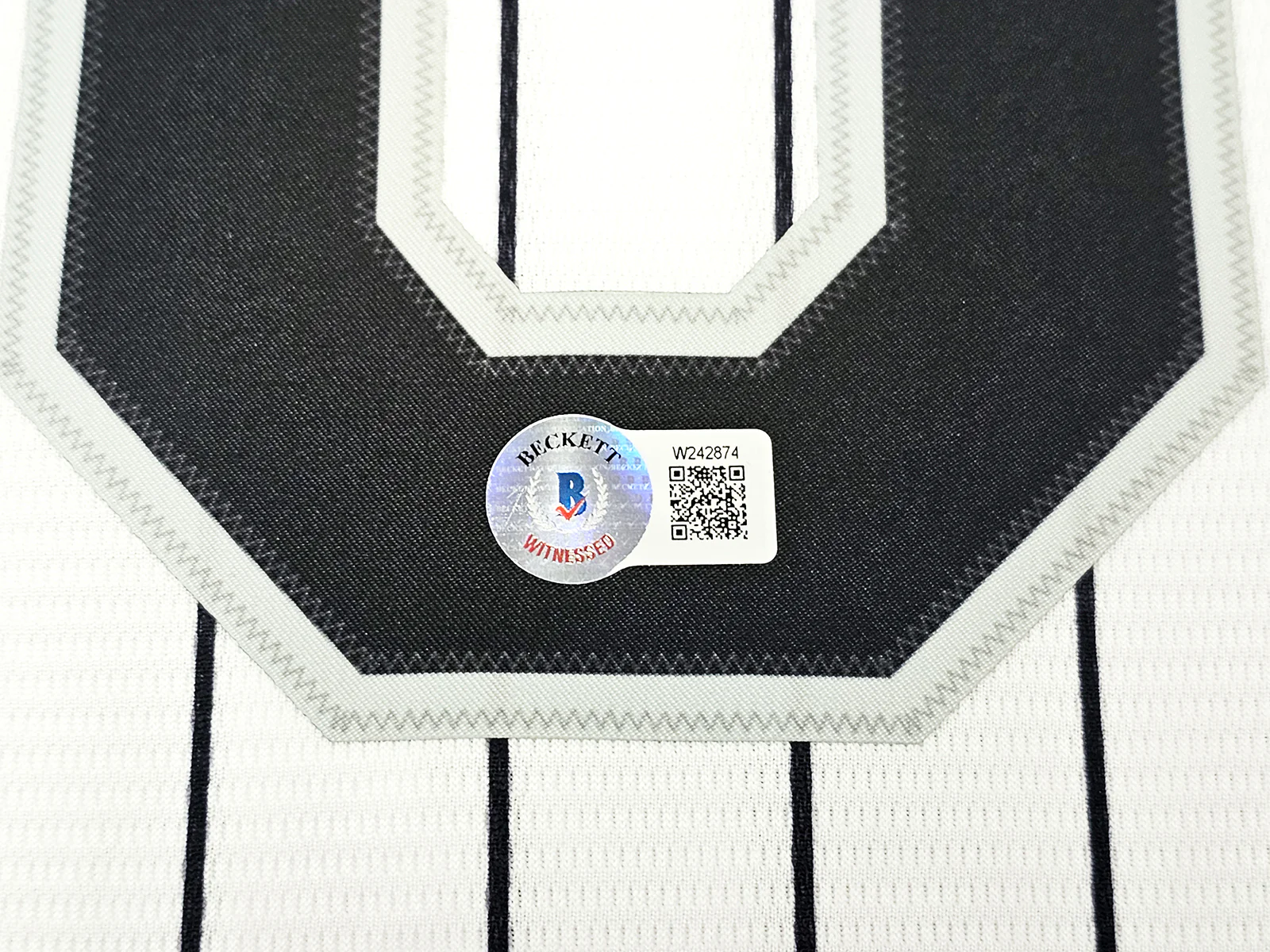 Chicago White Sox Bo Jackson Autographed White Pinstripe Nike Jersey Size XL Beckett BAS Witness Stock #218039 - Image 5