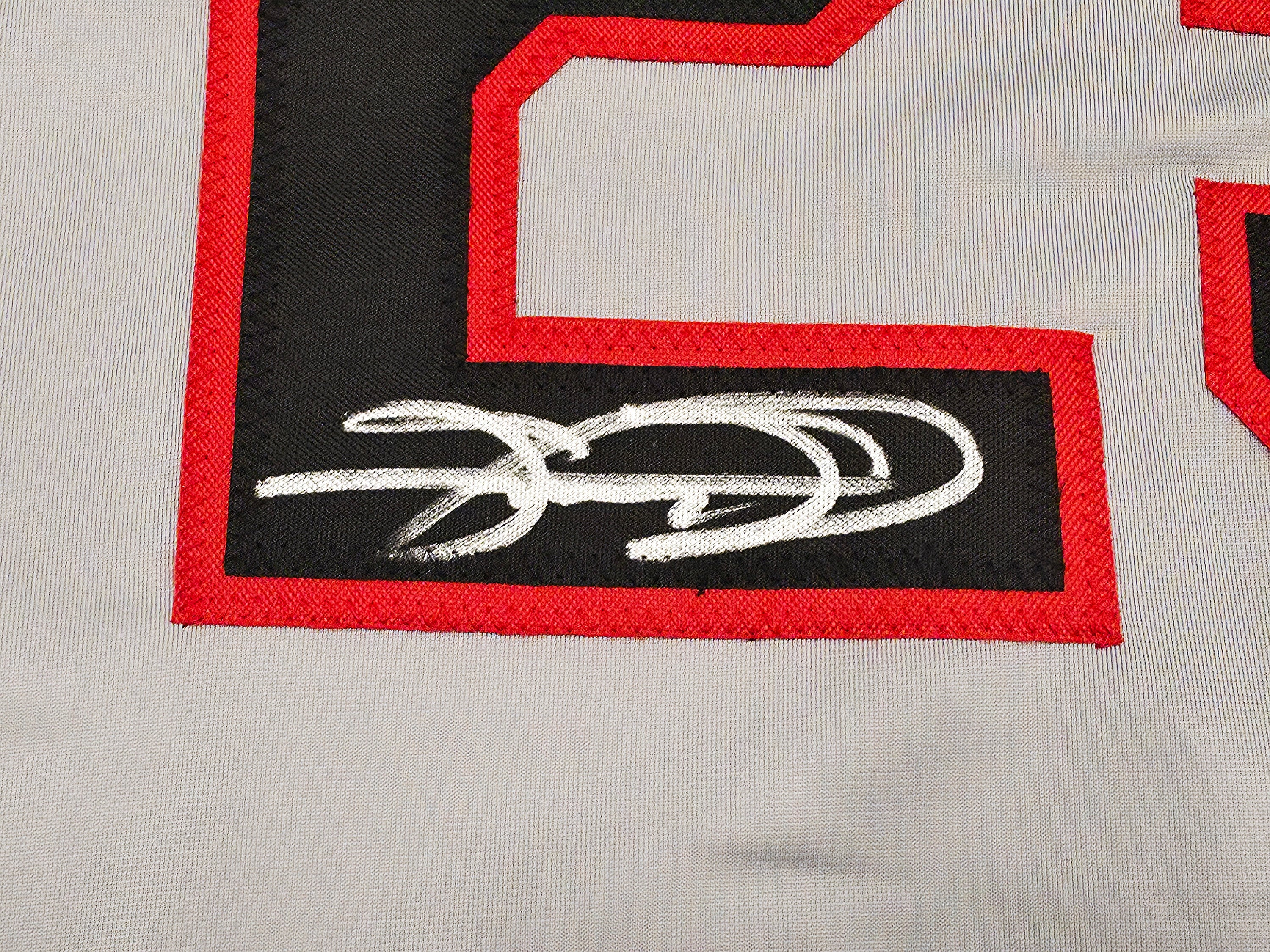 Chicago White Sox Sammy Sosa Autographed Gray Jersey Beckett BAS Witness Stock #245741 - Image 4